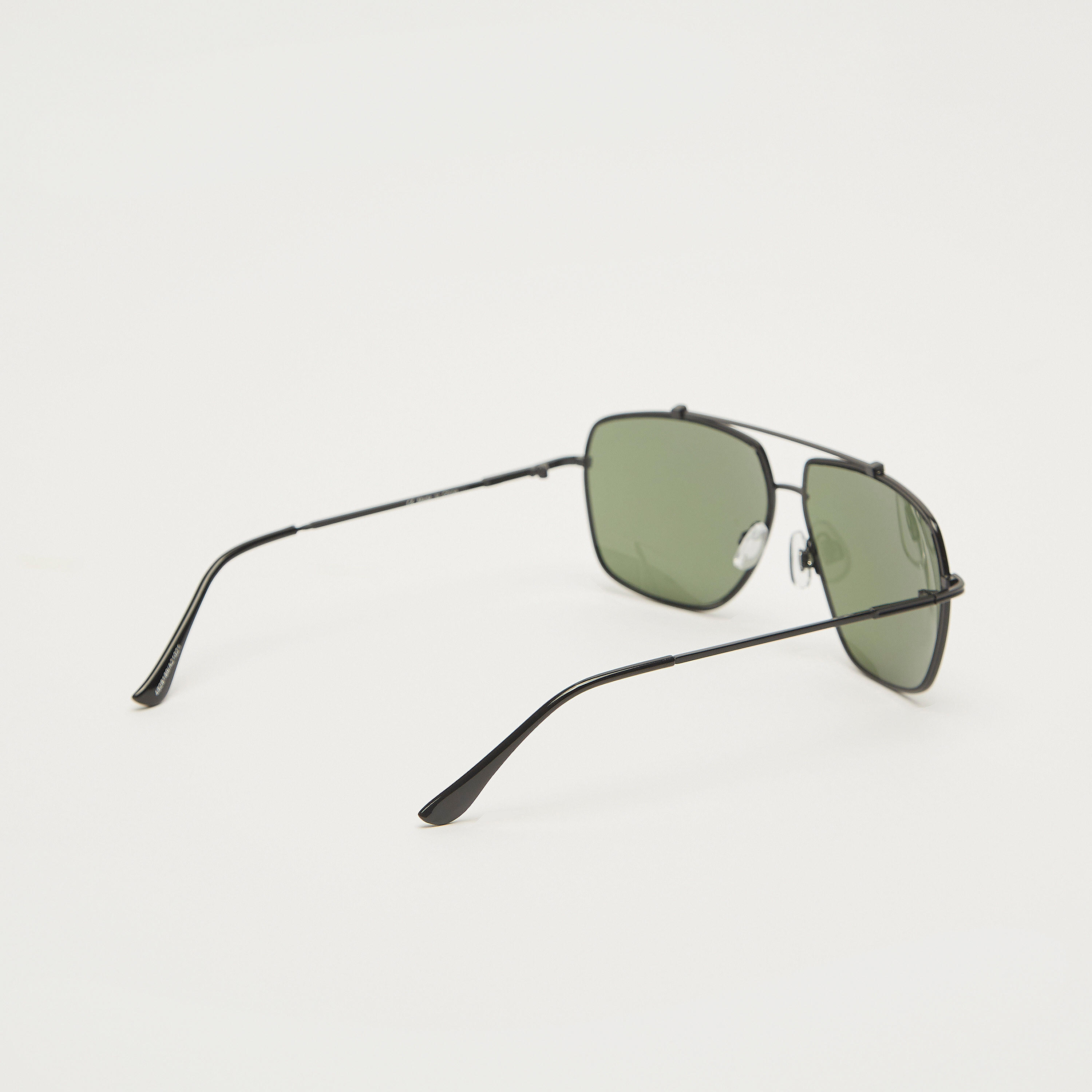 نظّارة شمسيّة بإطار كامل وعدسات ملوّنة ووسادات أنف-men-sunglasses-image-4