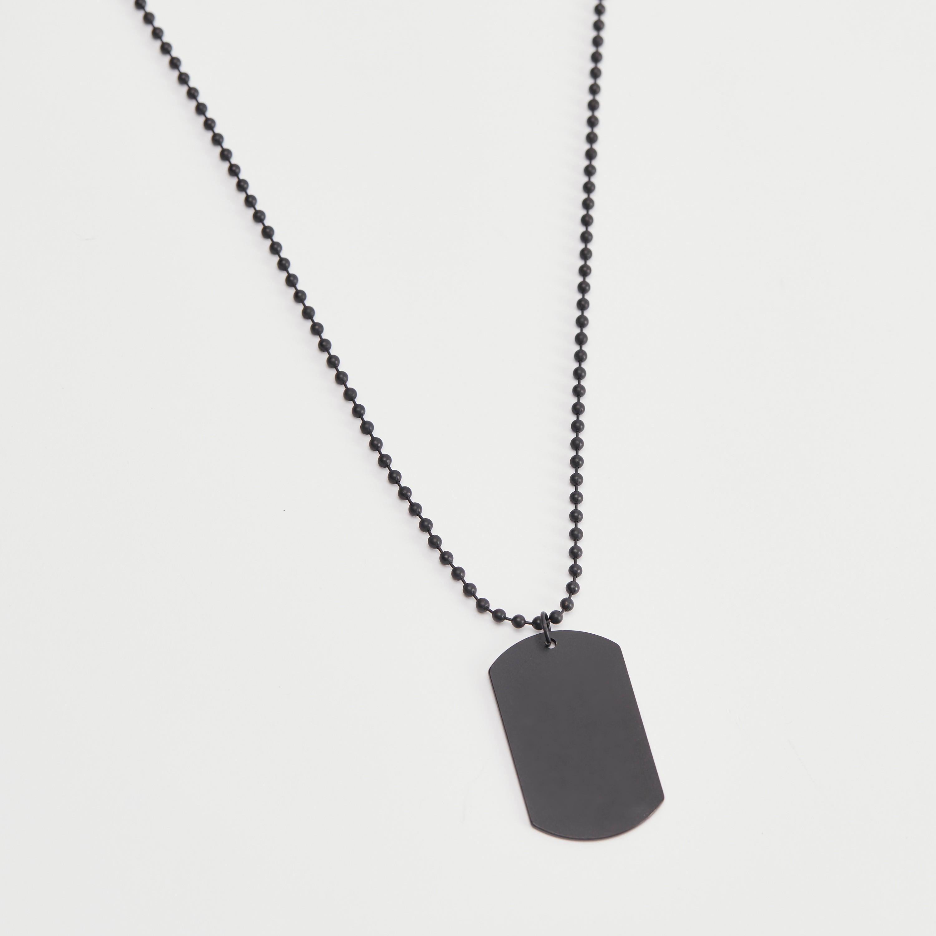 قلادة بطاقة الكلب مزيّنة بالخرز-men-watchesandjewellery-necklacesandpendants-image-3