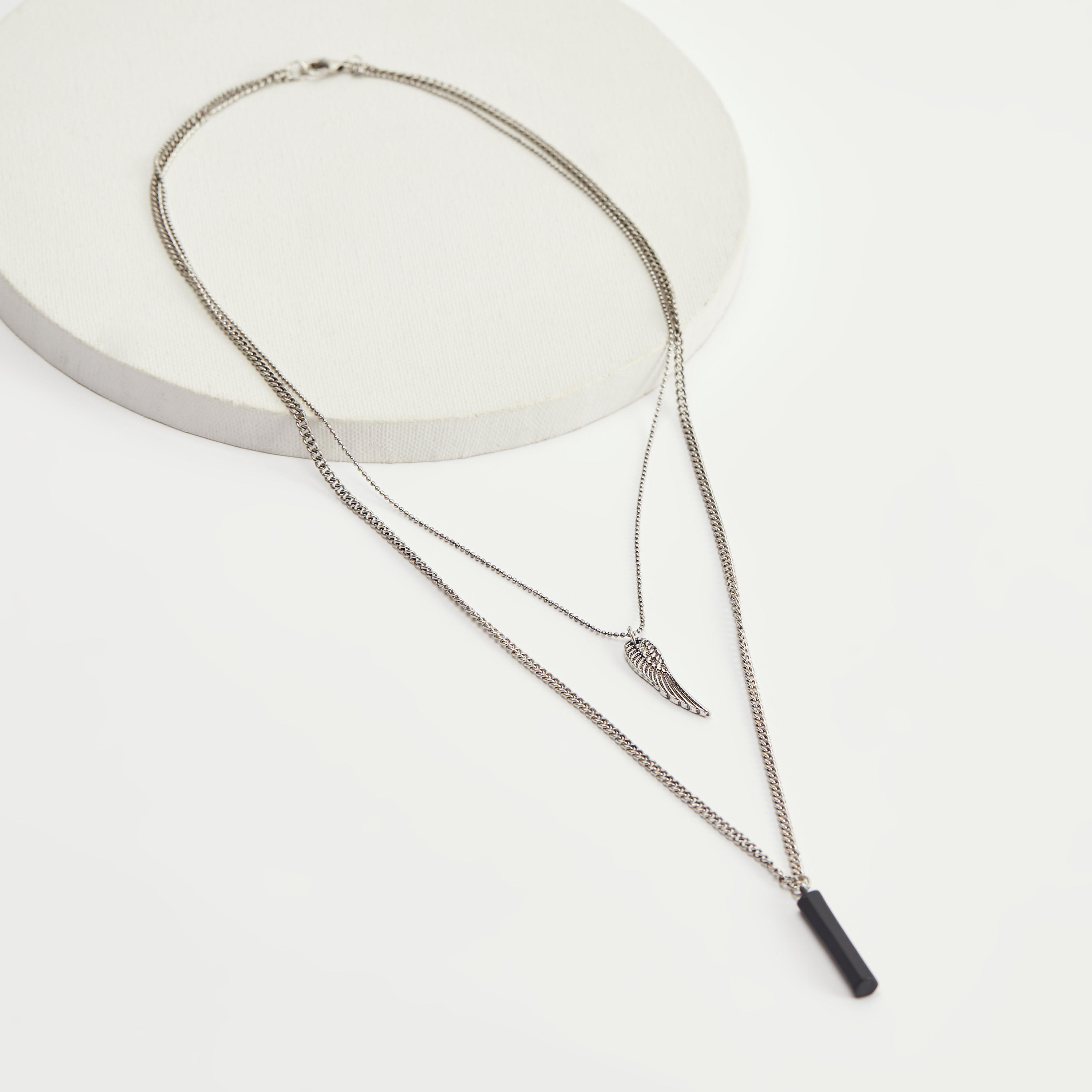 عقد متعدّد الطبقات بمشبك إغلاق-men-watchesandjewellery-necklacesandpendants-image-1