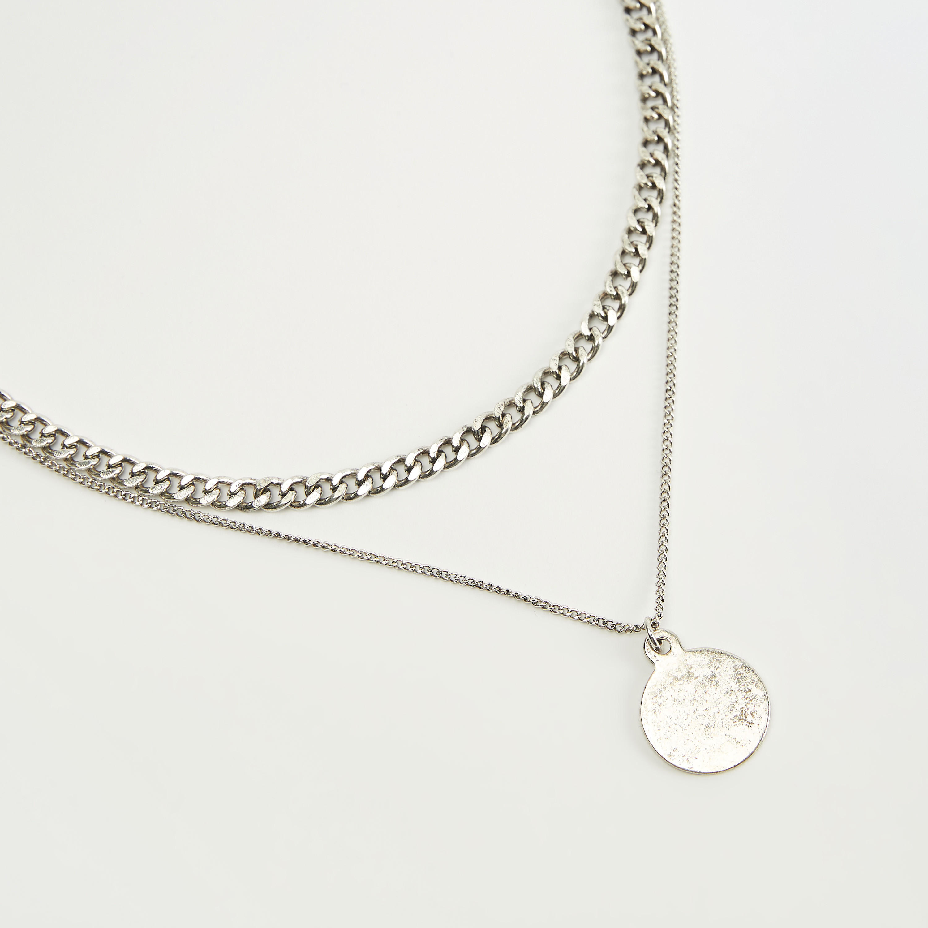 عقد متعدّد الطبقات بمشبك إغلاق-men-watchesandjewellery-necklacesandpendants-image-1