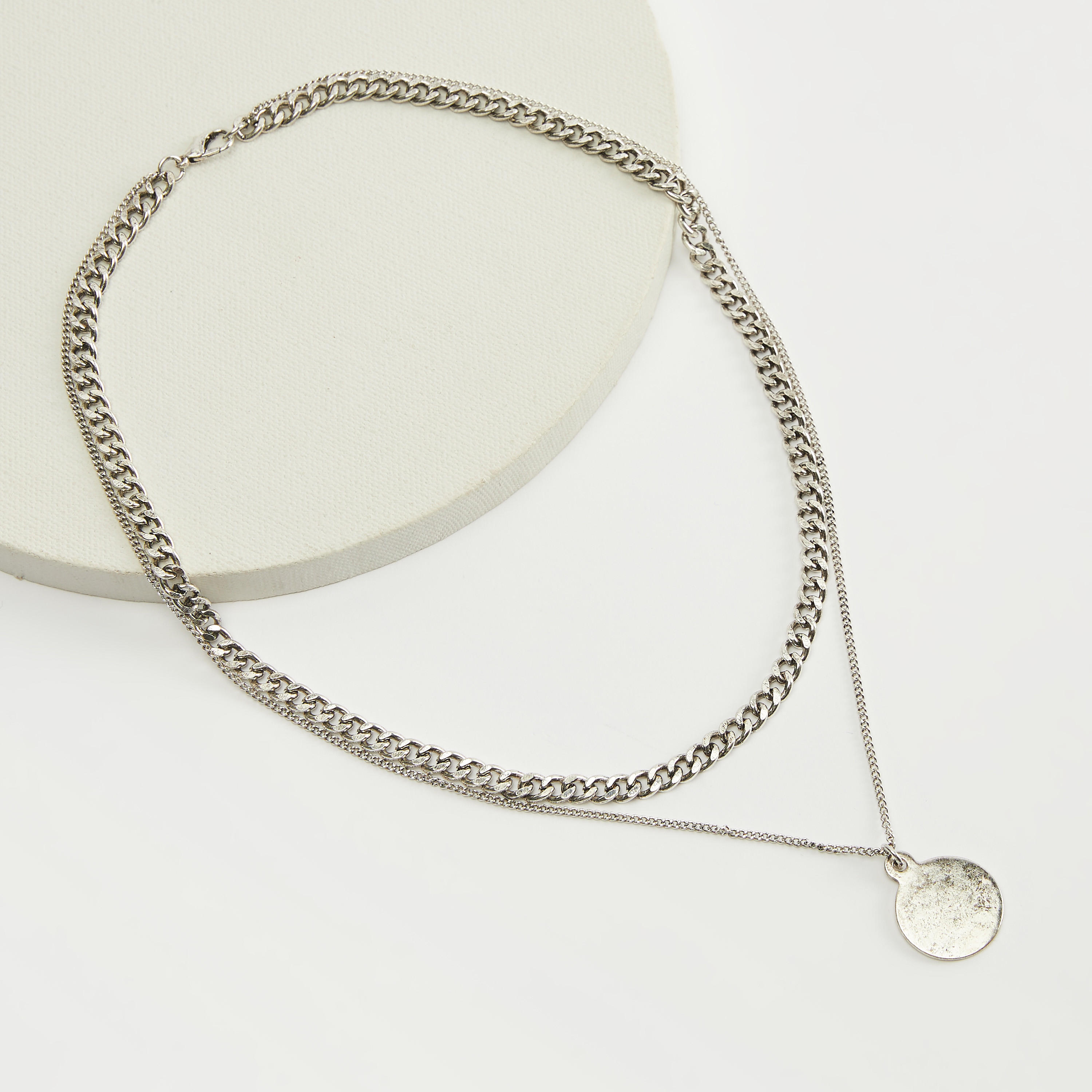 عقد متعدّد الطبقات بمشبك إغلاق-men-watchesandjewellery-necklacesandpendants-image-4