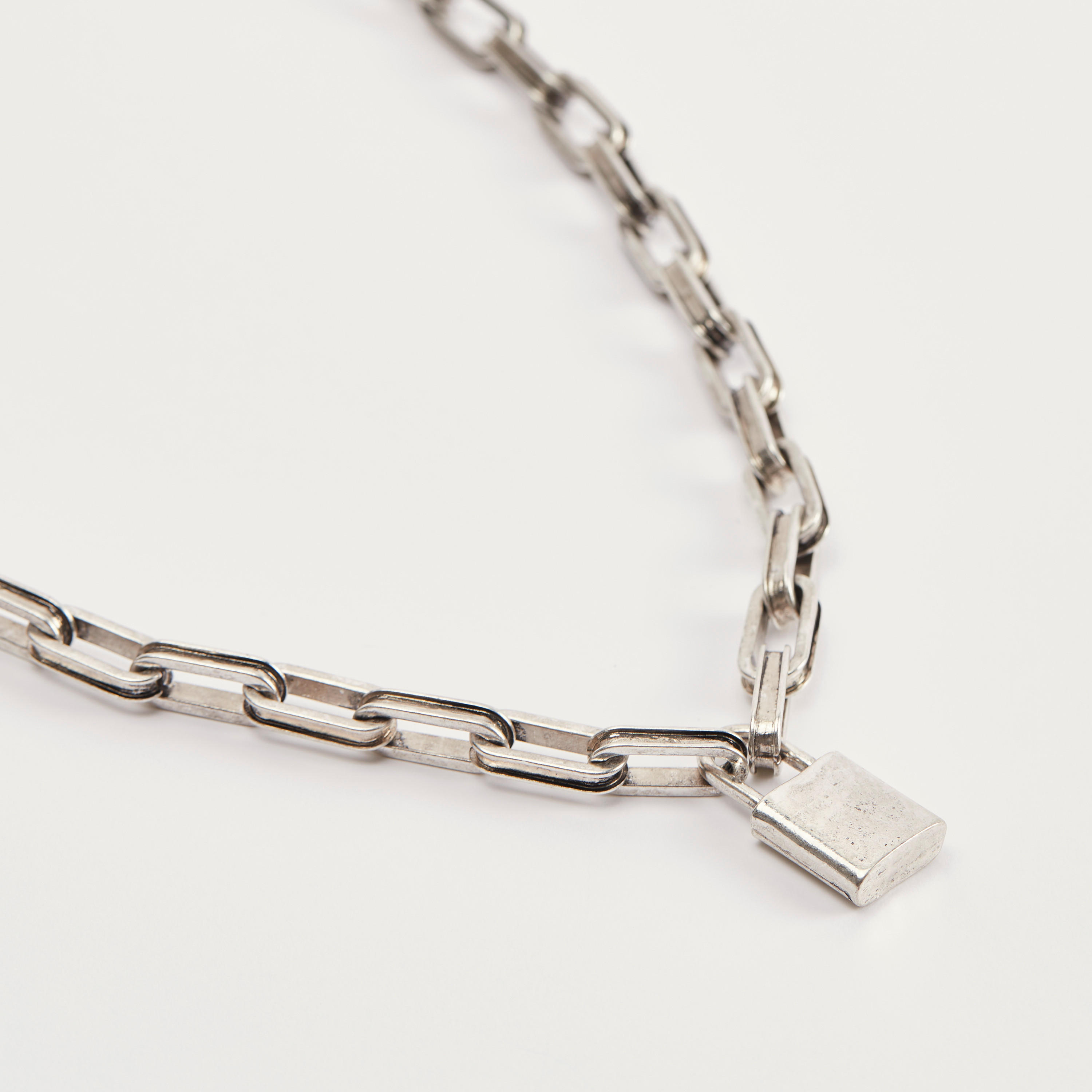Chunky Chain Necklace with Pendant and Lobster Clasp Closure-men-watchesandjewellery-necklacesandpendants-image-1
