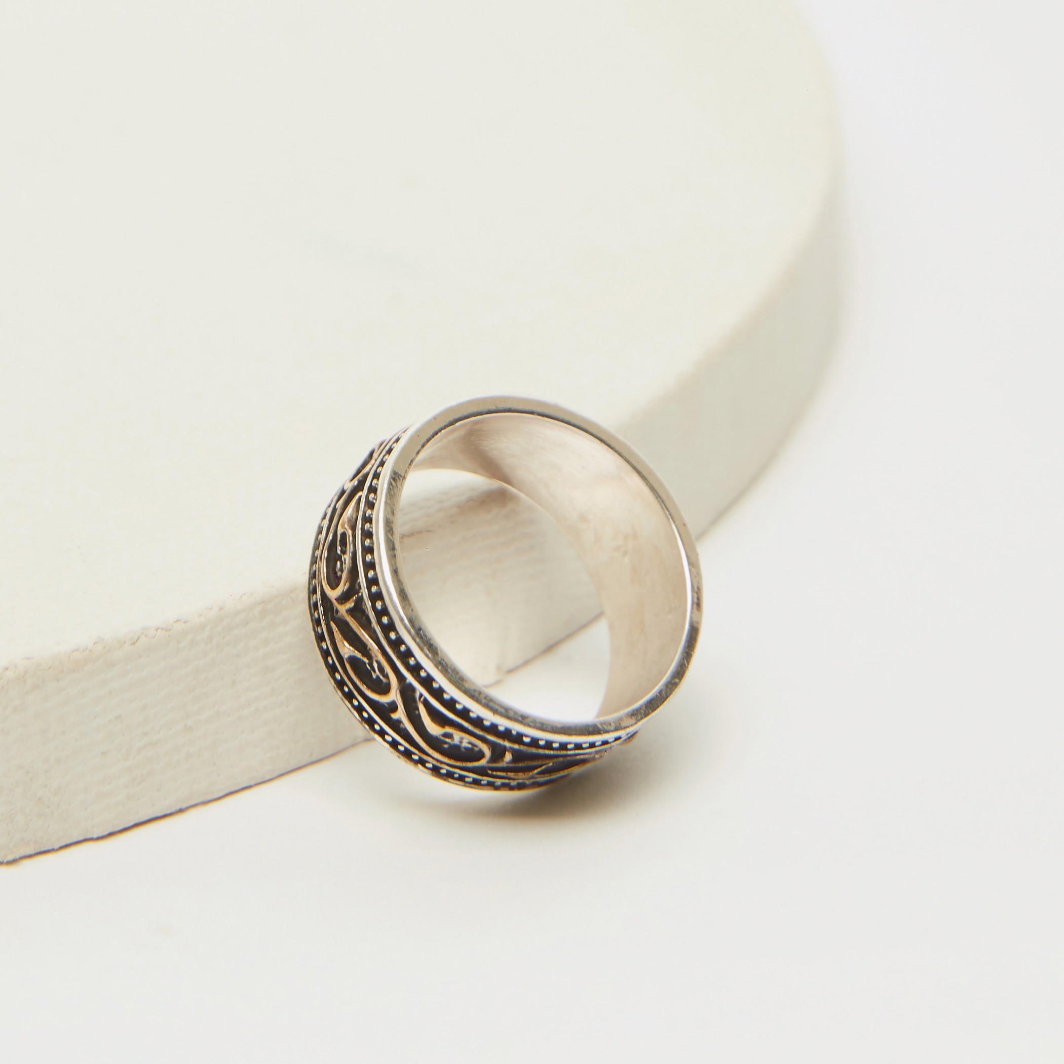 Textured Ring-men-watchesandjewellery-rings-image-1