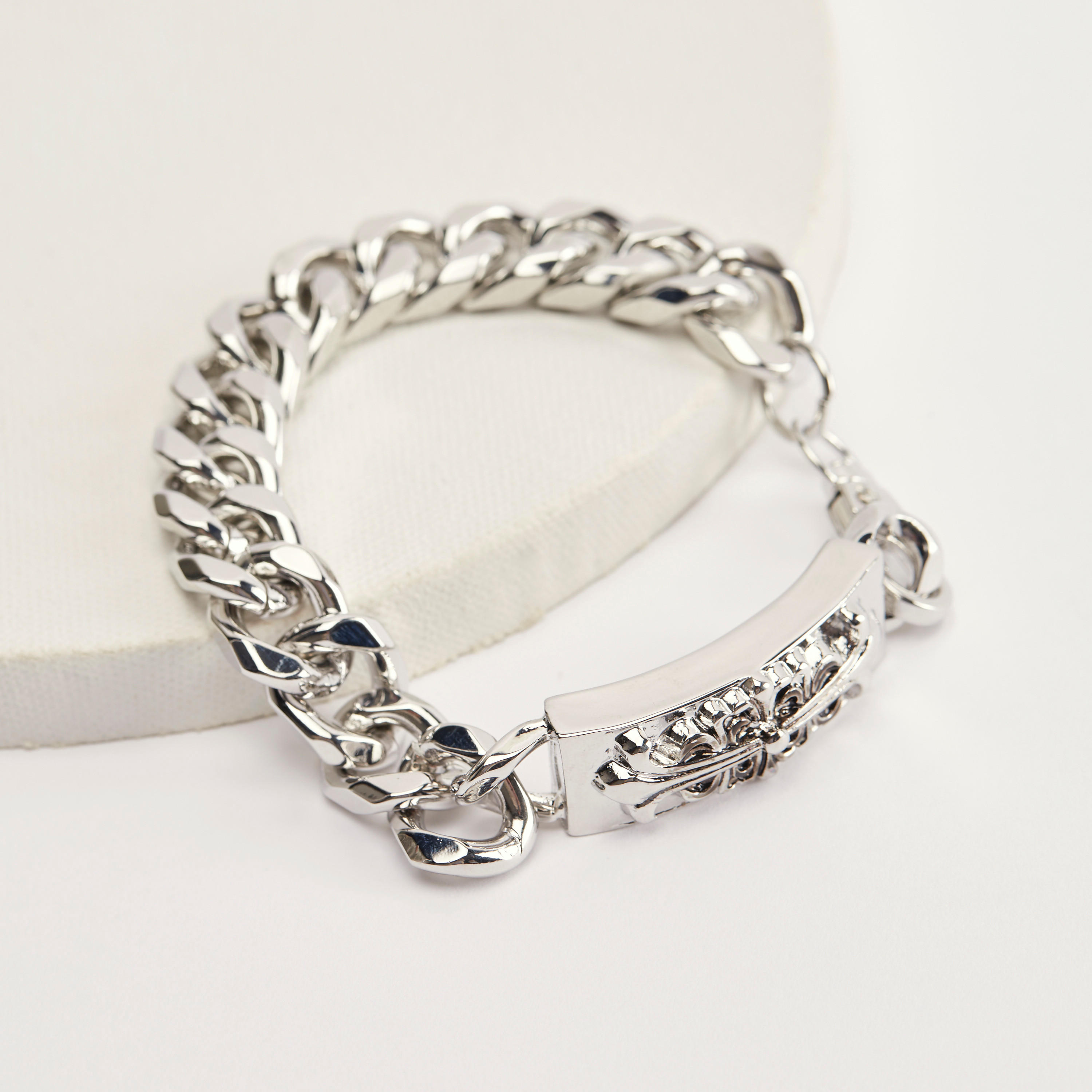 Chunky Chainlink Bracelet with Lobster Clasp-men-watchesandjewellery-bracelets-image-5