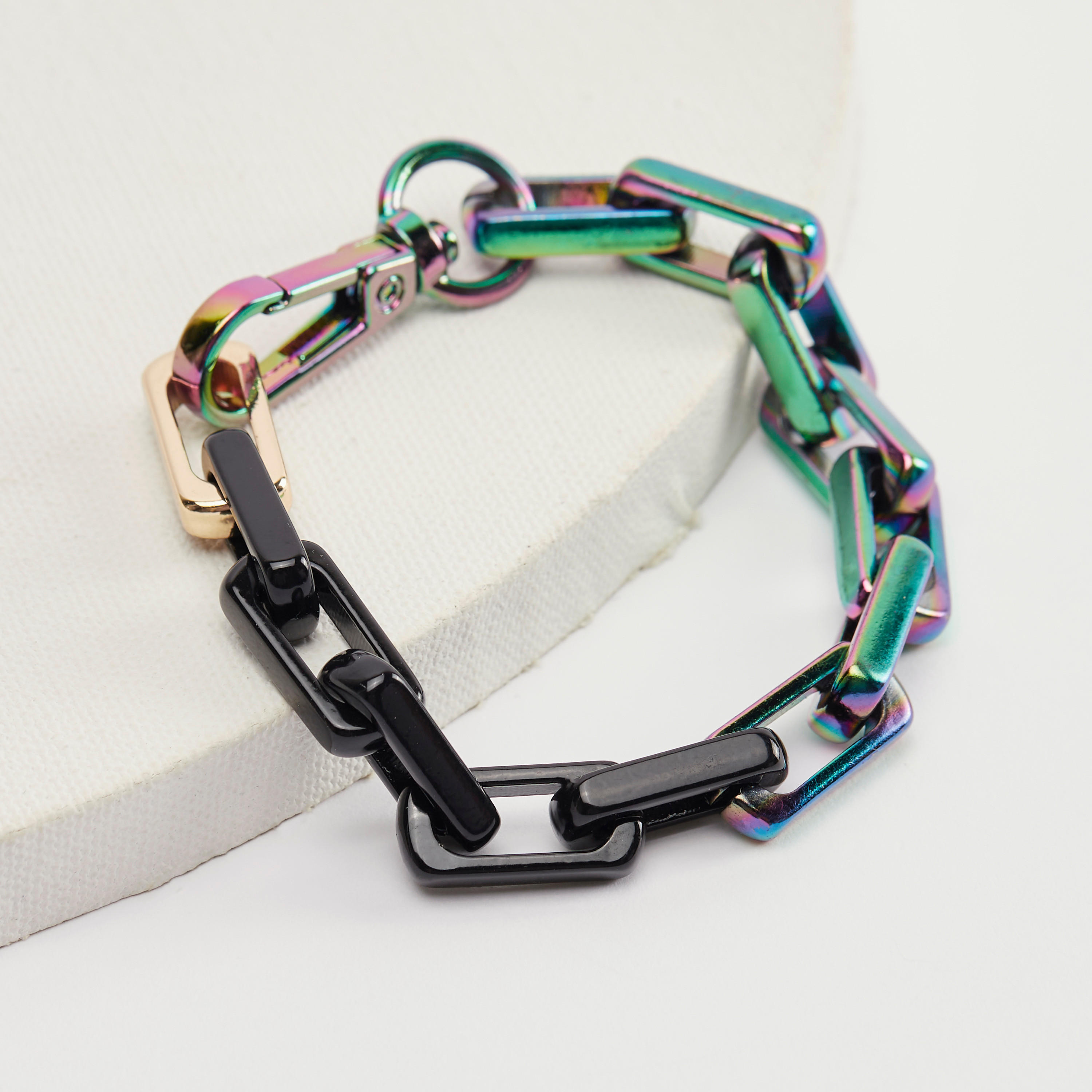 سوار سلسلة قزحي بقفل إغلاق-men-watchesandjewellery-bracelets-image-1