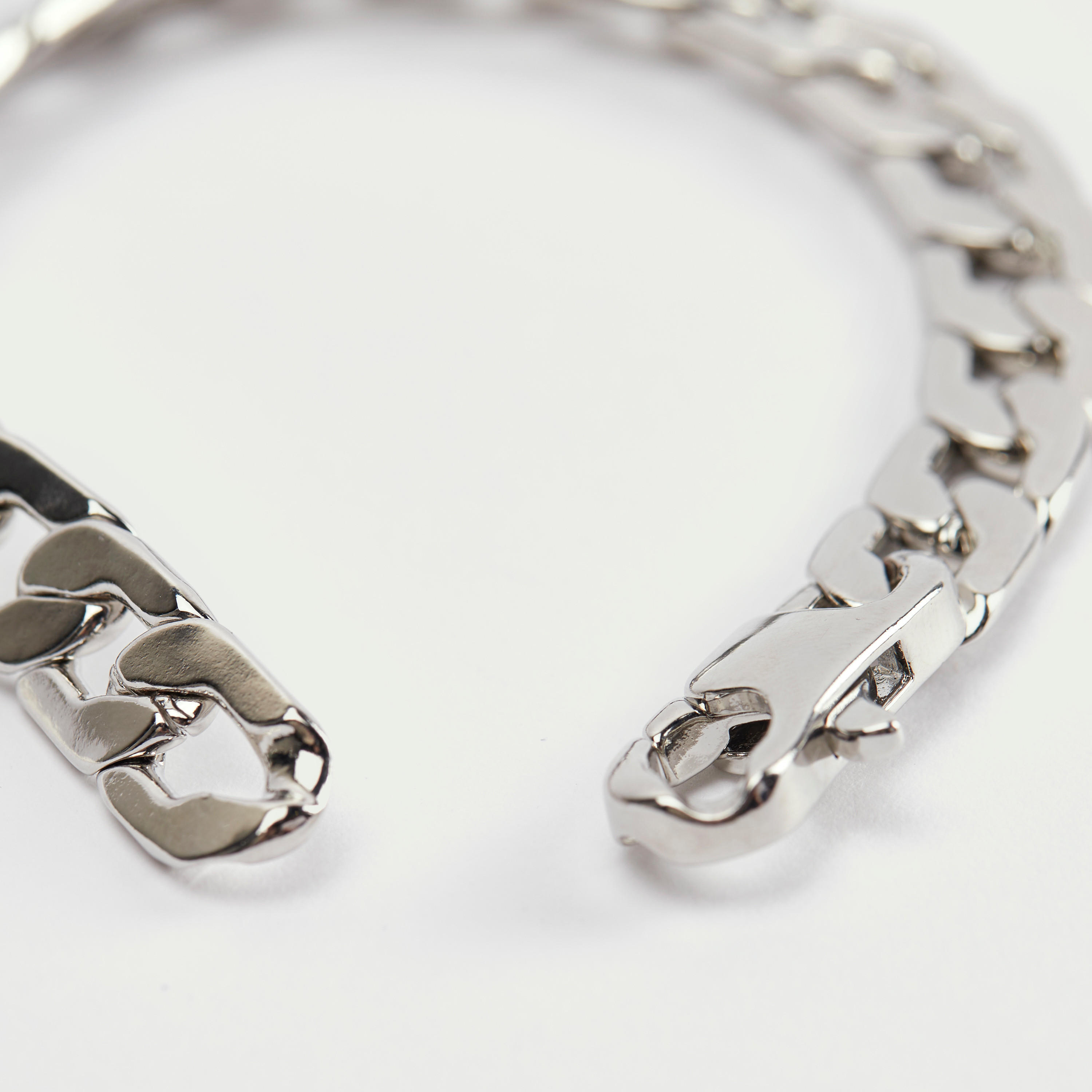 سوار سلسلة بمشبك إغلاق-men-watchesandjewellery-bracelets-image-3