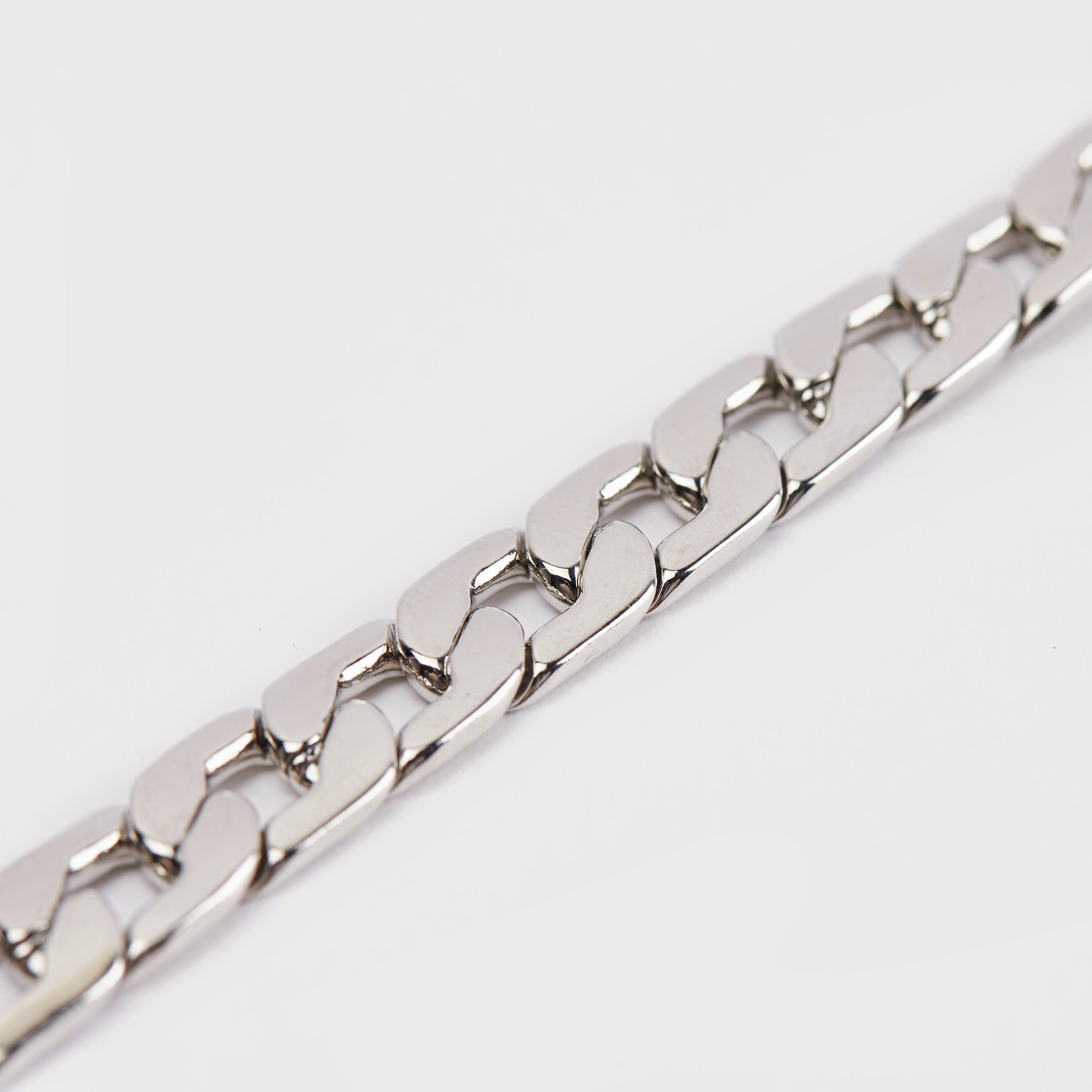 سوار سلسلة بمشبك إغلاق-men-watchesandjewellery-bracelets-image-2