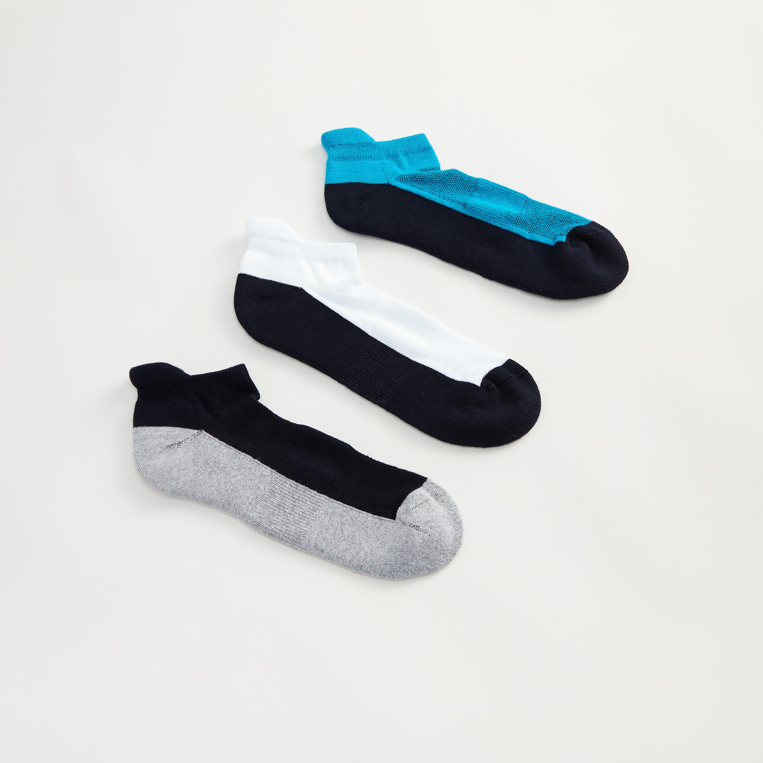 جوارب بطول الكاحل وقوالب ملونة - طقم من 3 أزواج-men-socks-image-2