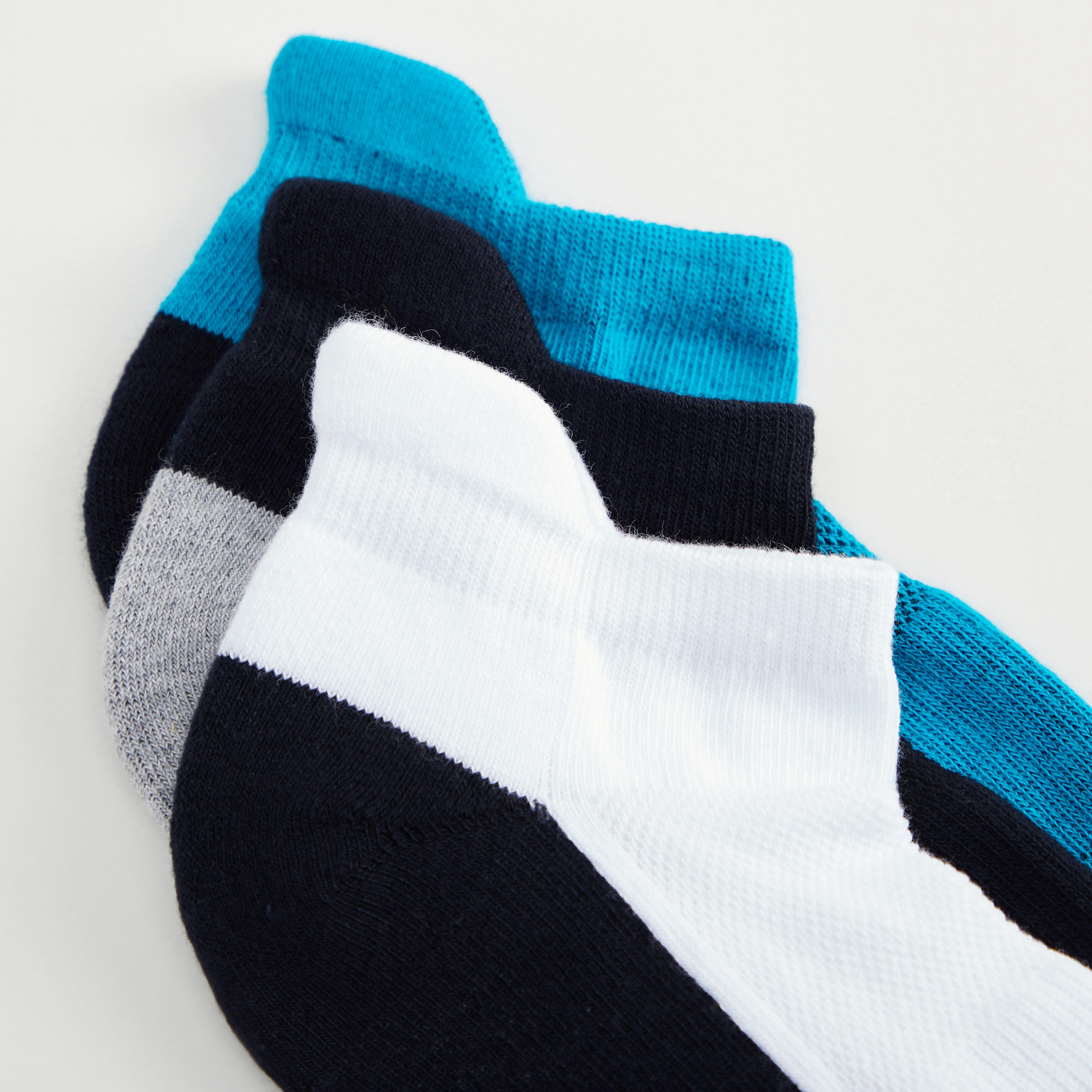 جوارب بطول الكاحل وقوالب ملونة - طقم من 3 أزواج-men-socks-image-3