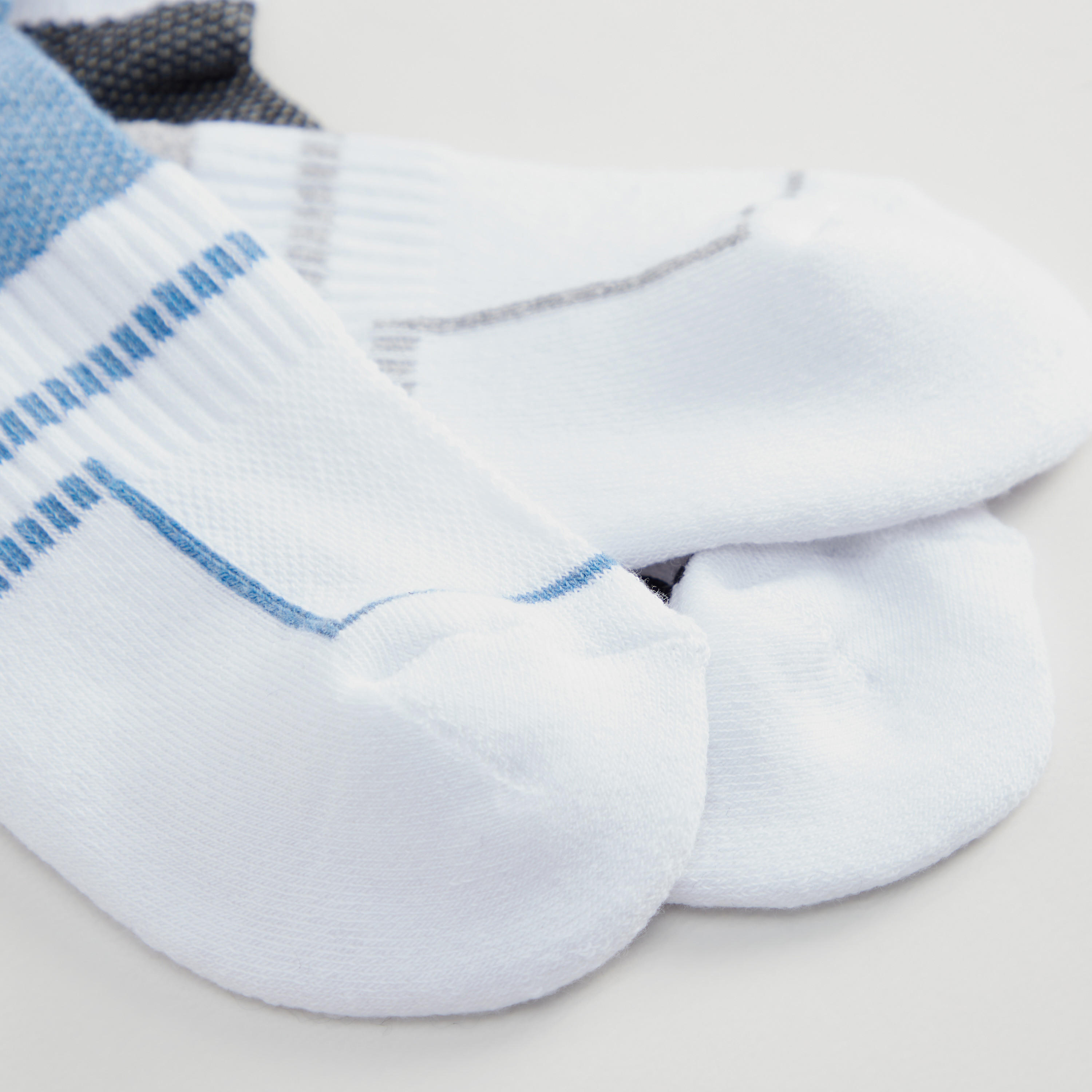 جوارب بارزة الملمس بطول الكاحل - طقم من 3 أزواج-men-socks-image-4