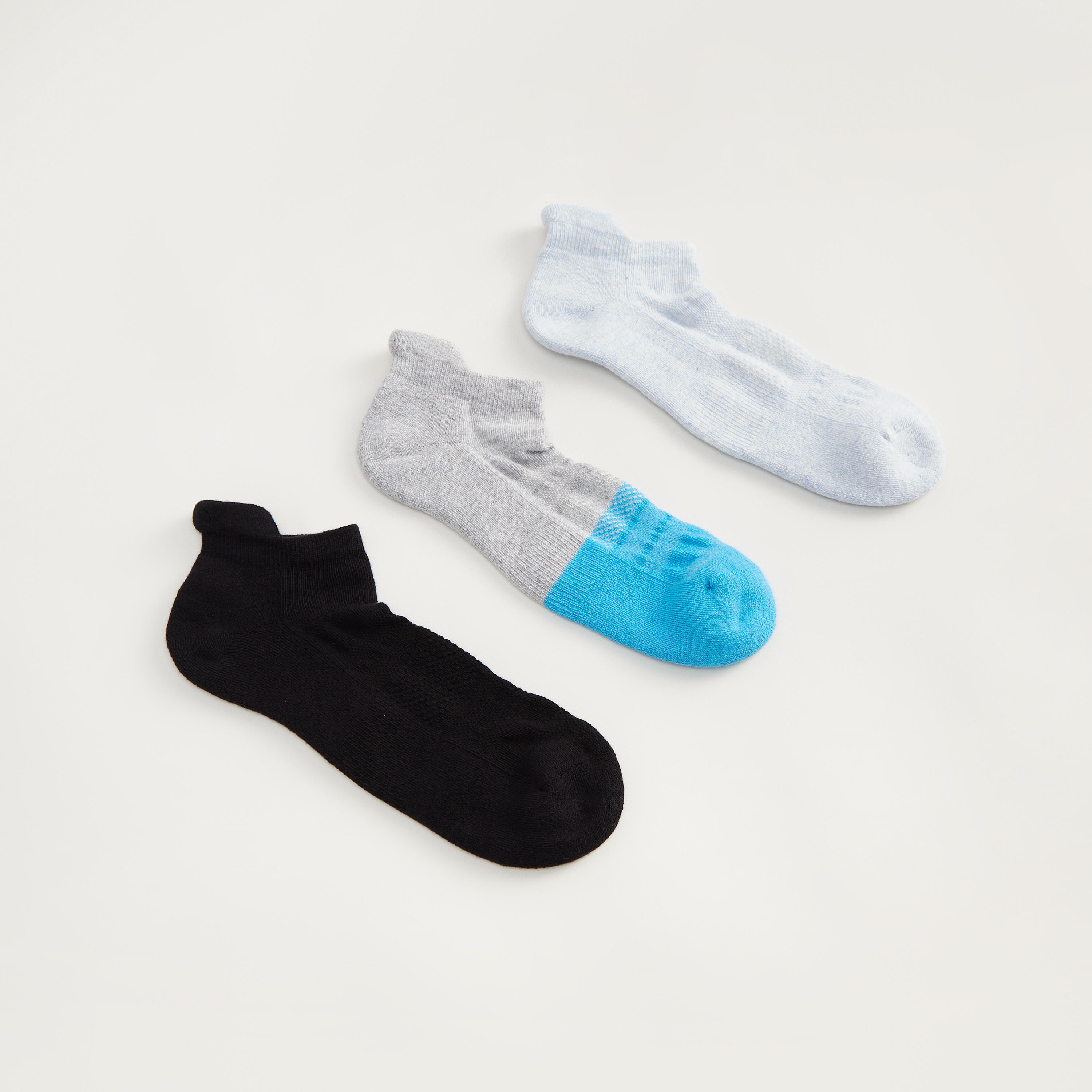 جوارب متنوعة بطول الكاحل - طقم من 3-men-socks-image-1