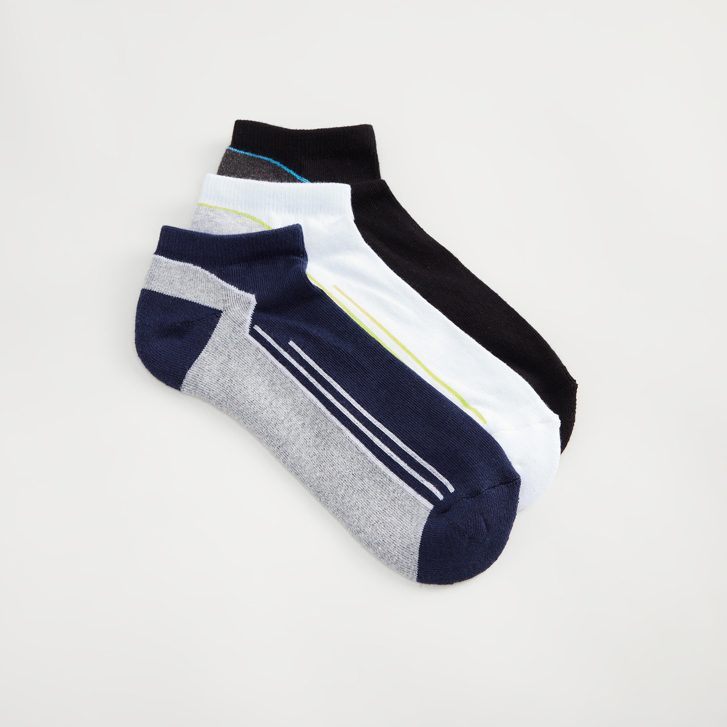 جوارب متنوعة بطول الكاحل - طقم من 3-men-socks-image-2