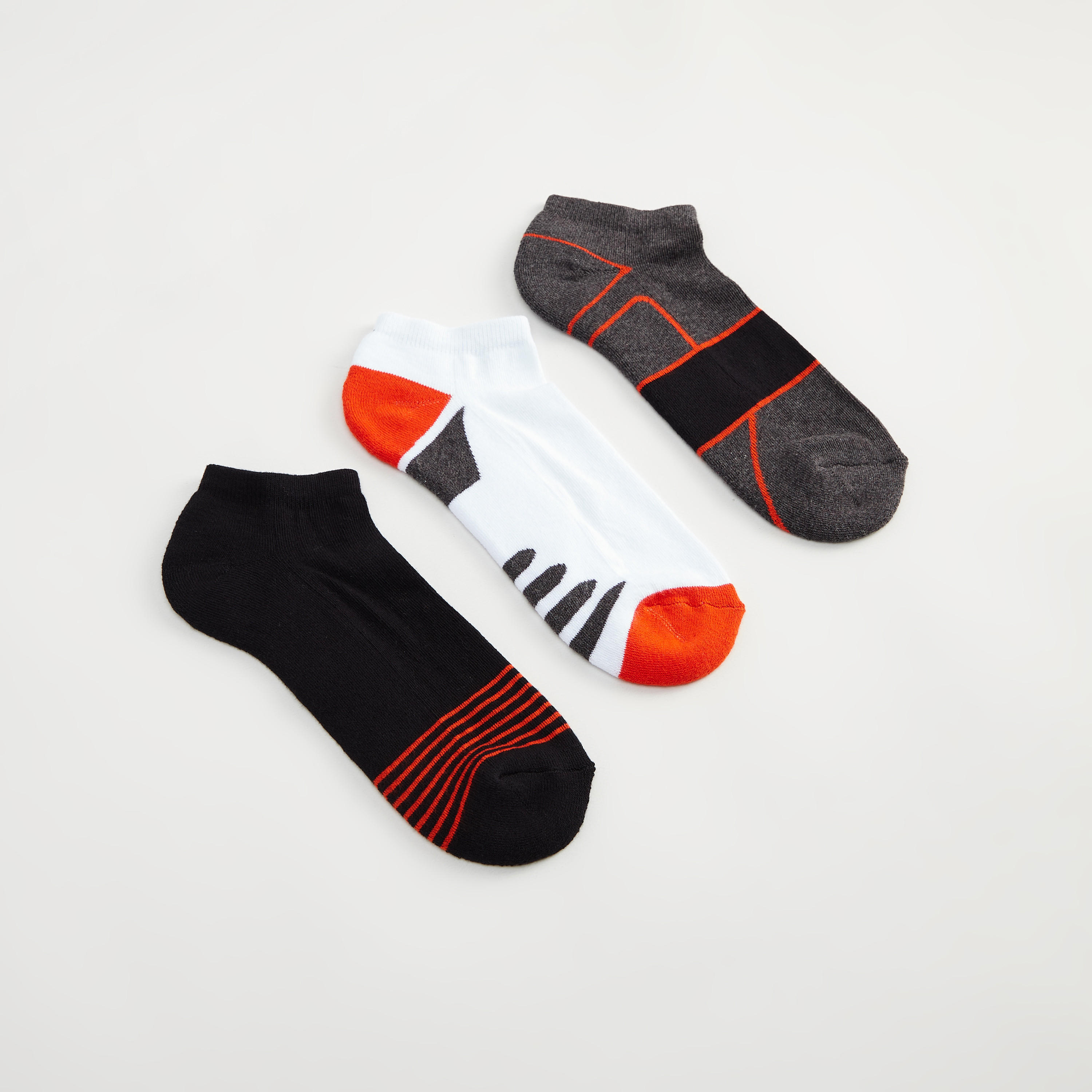 جوارب بطول الكاحل وبطبعات - طقم من 3-men-socks-image-4