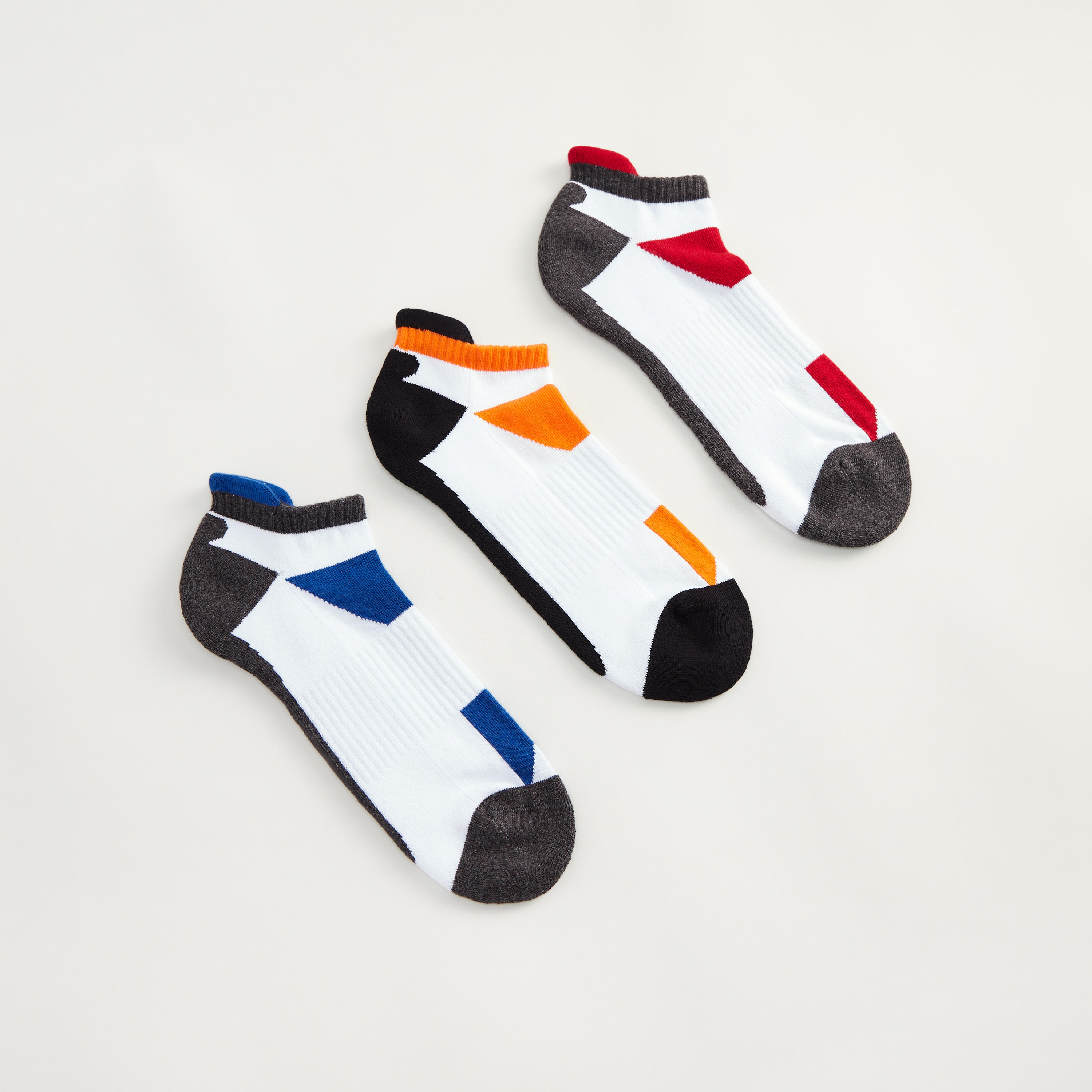 جوارب قوالب ملونة بطول الكاحل - طقم من 3 أزواج-men-socks-image-1