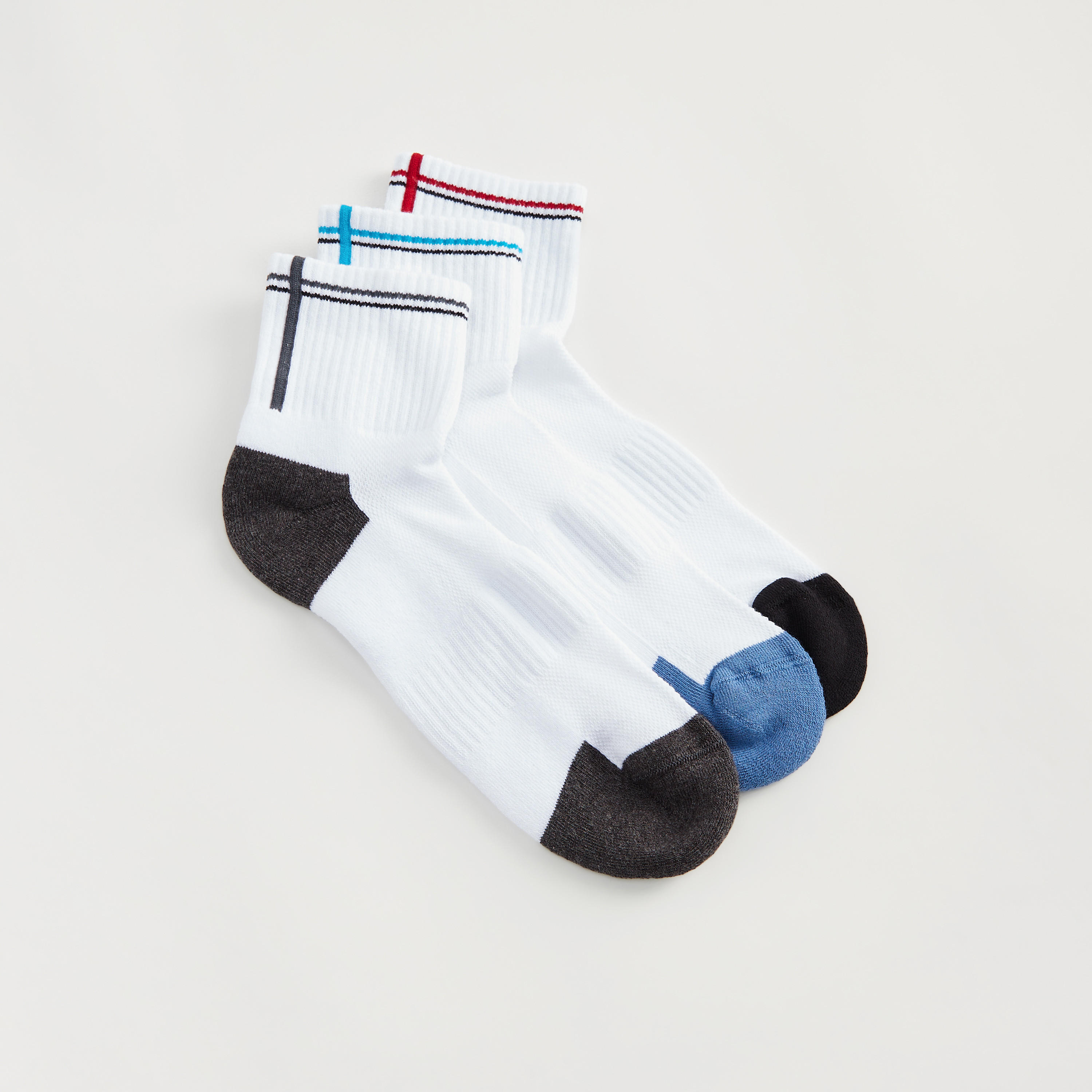 جوارب مضلّعة بطول الكاحل وكعب قوالب ملوّنة - طقم من 3-men-socks-image-2