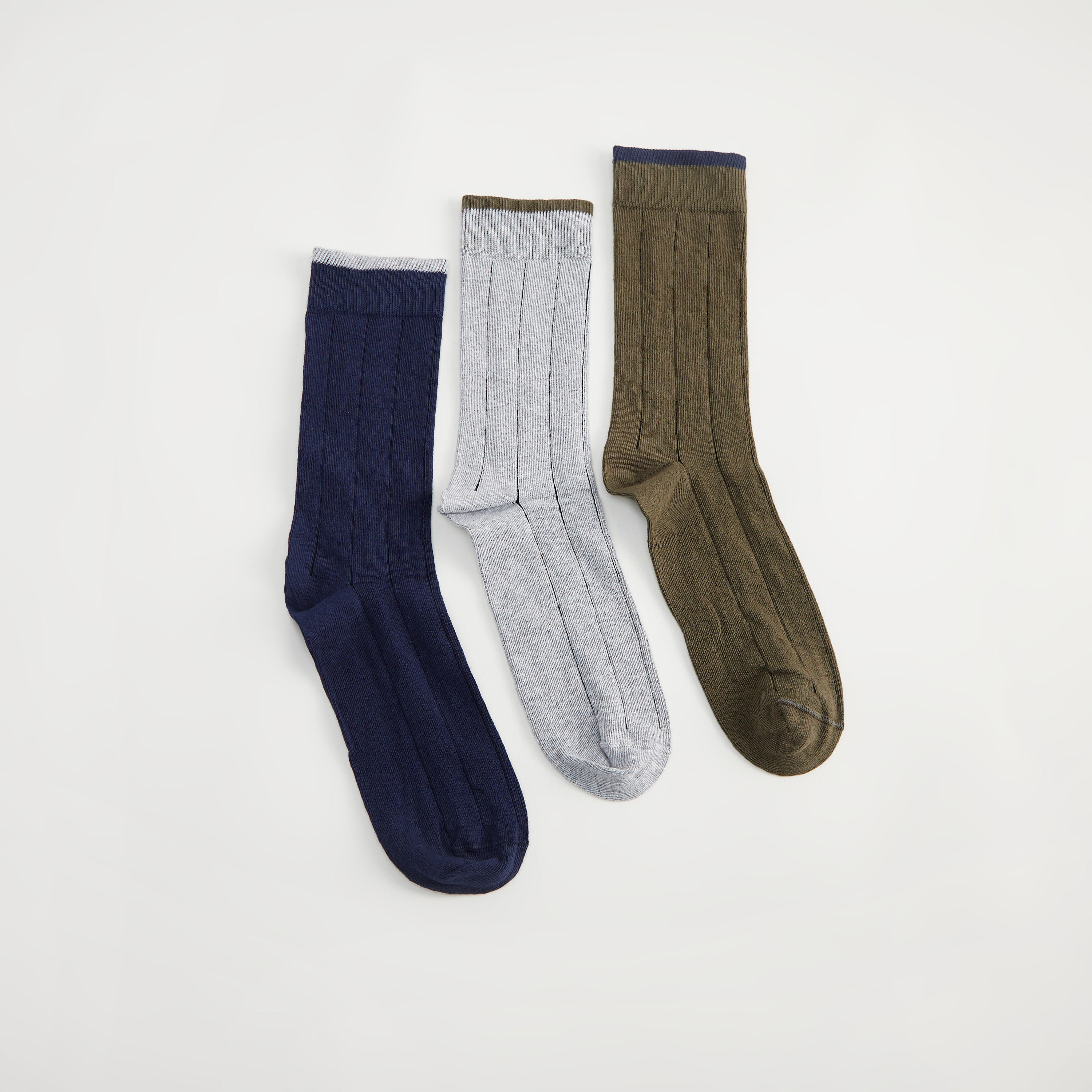 جوارب مقلّمة بطول ربلة الساق - طقم من 3-men-socks-image-1
