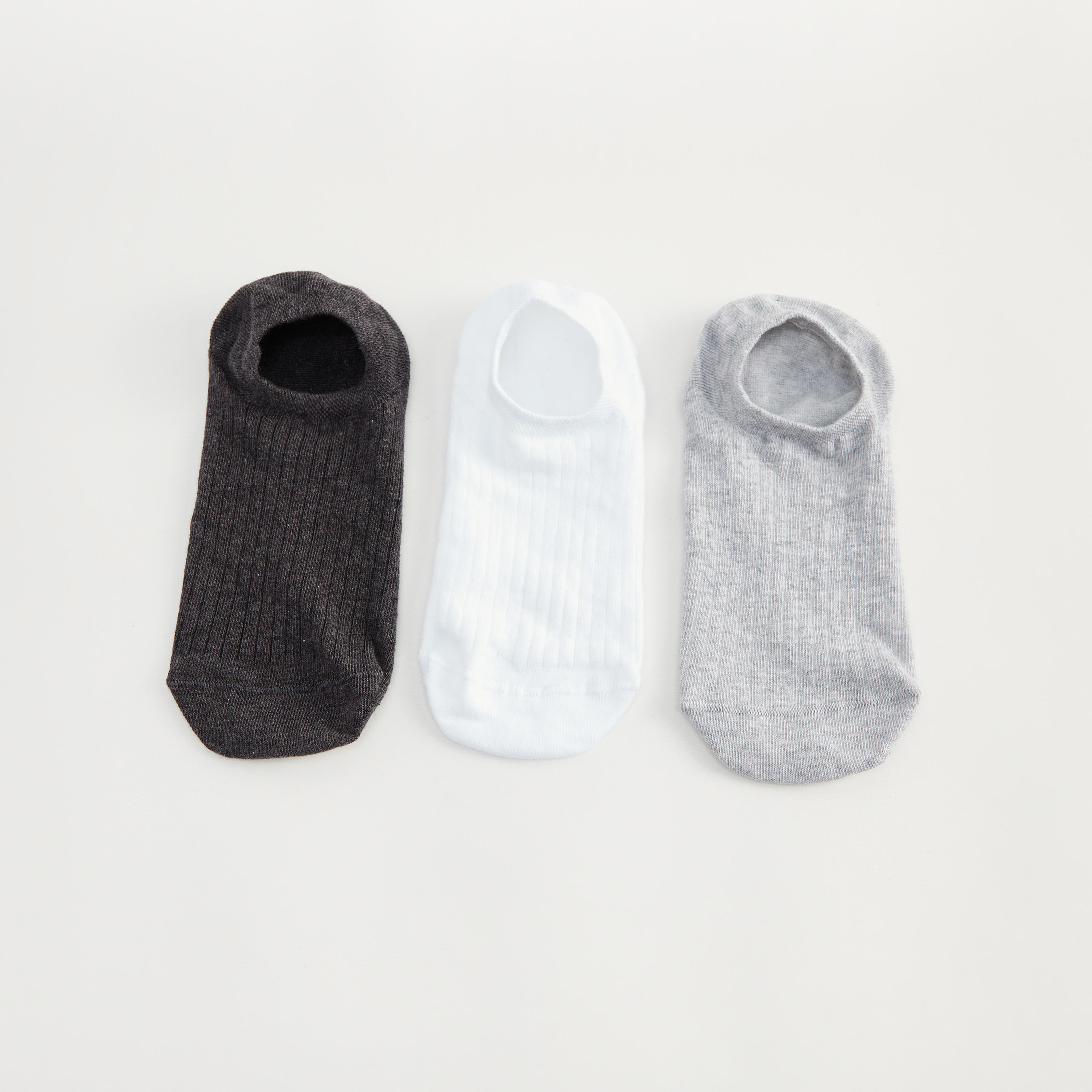 Set of 3 - Solid No Show Socks-men-socks-image-4