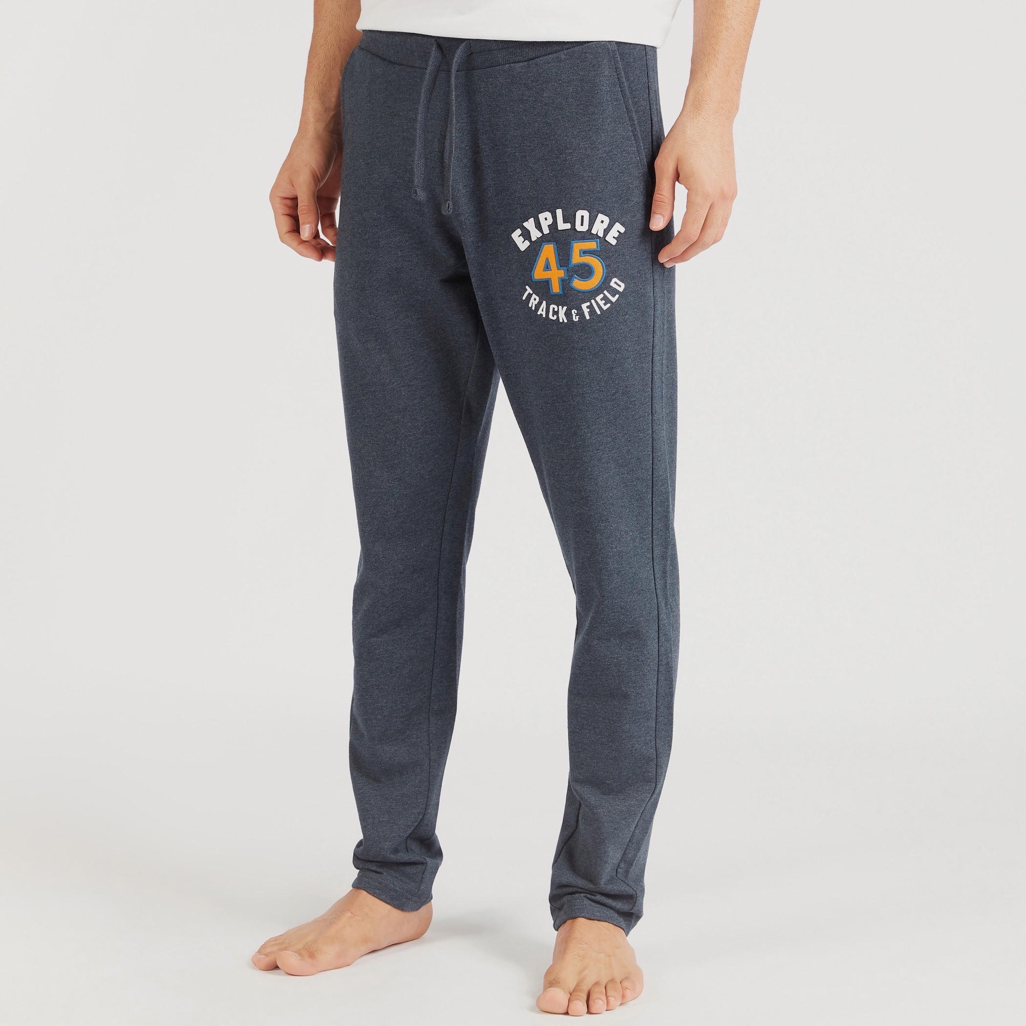 بنطلون بيحاما برباط إغلاق وجيوب وطبعات-men-clothing-nightwear-pyjamaandshorts-image-4