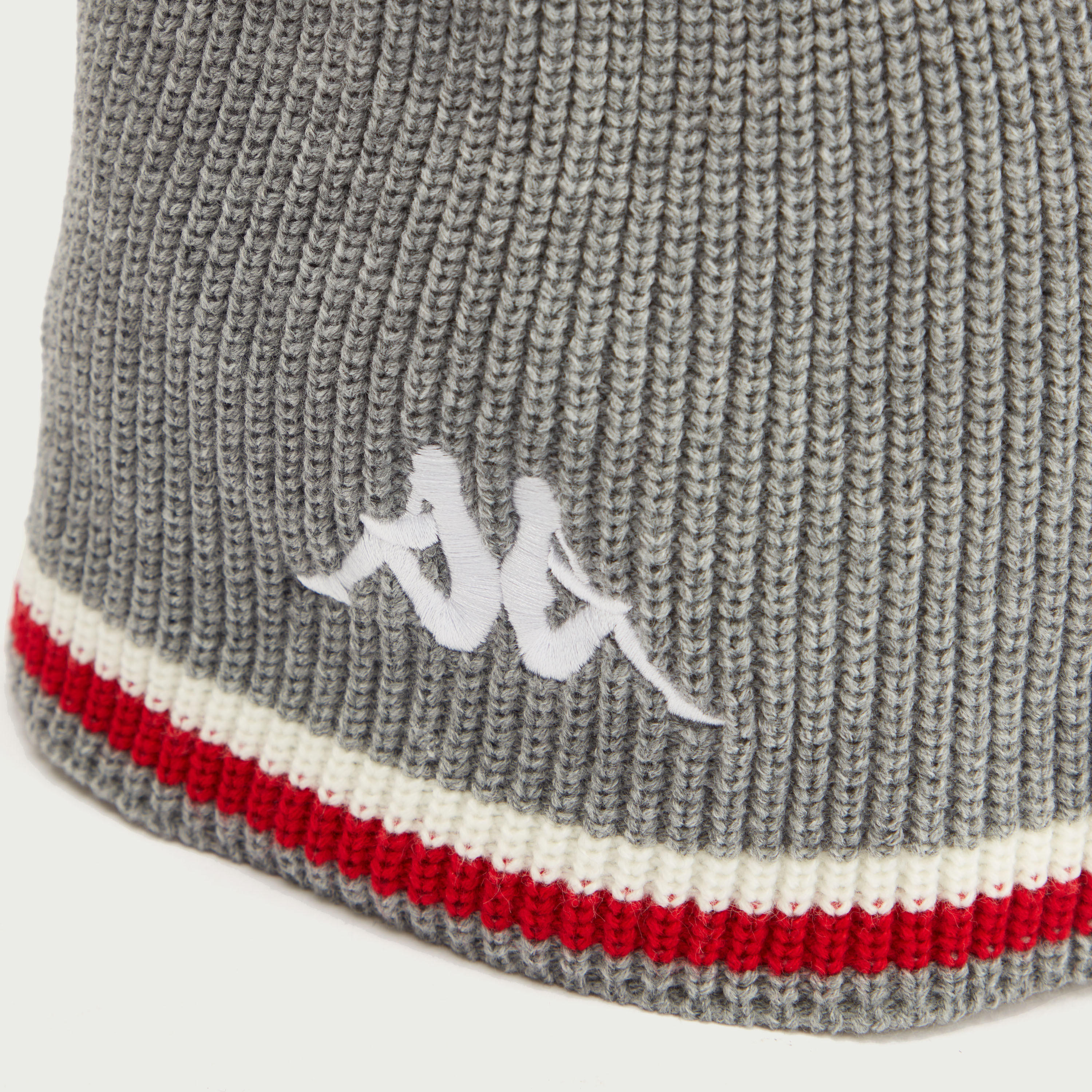 كاب بيني بتطريز شعار من كابا-men-caps-image-3