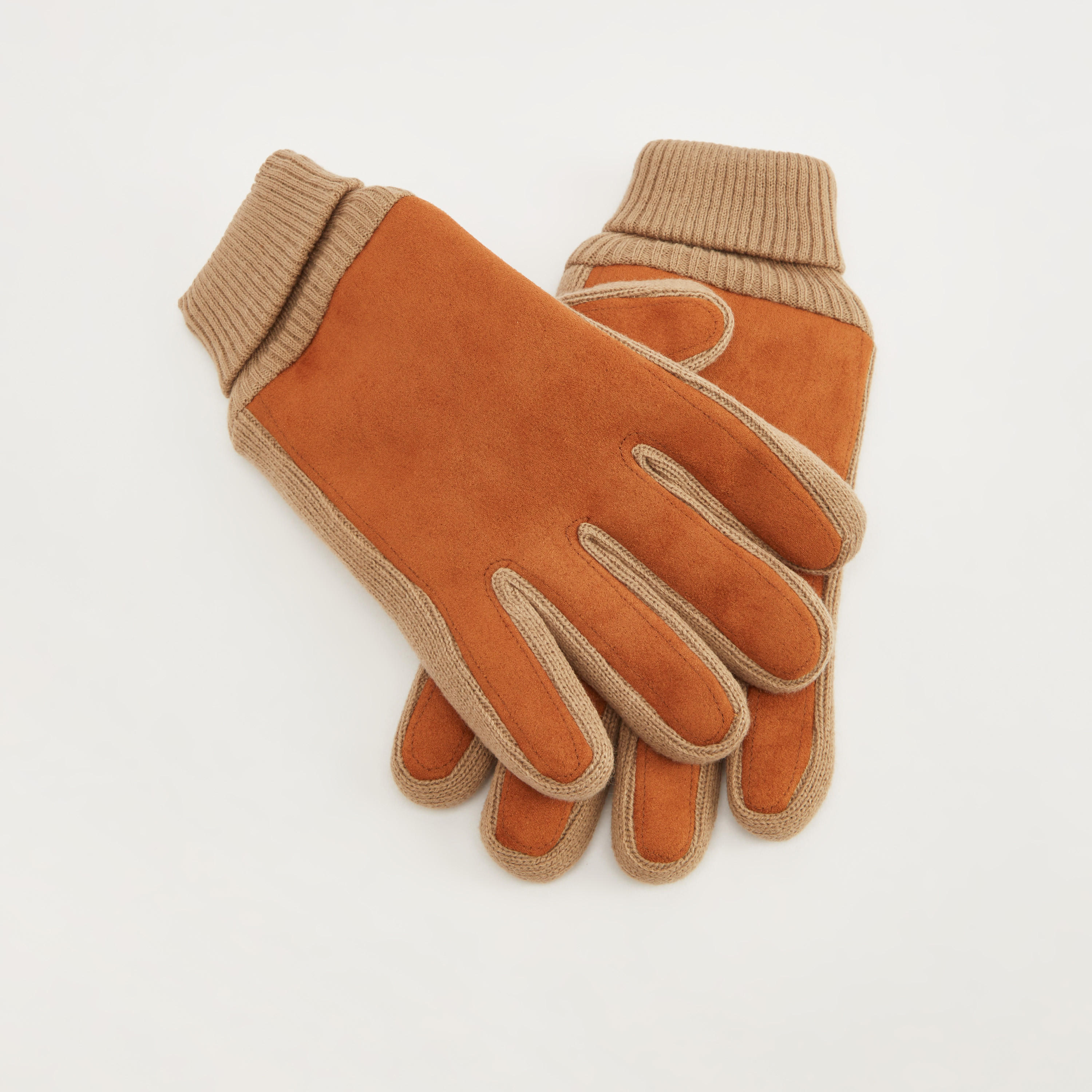 قفازات بارزة الملمس بأطراف مطاطية-men-scarvesandgloves-image-4