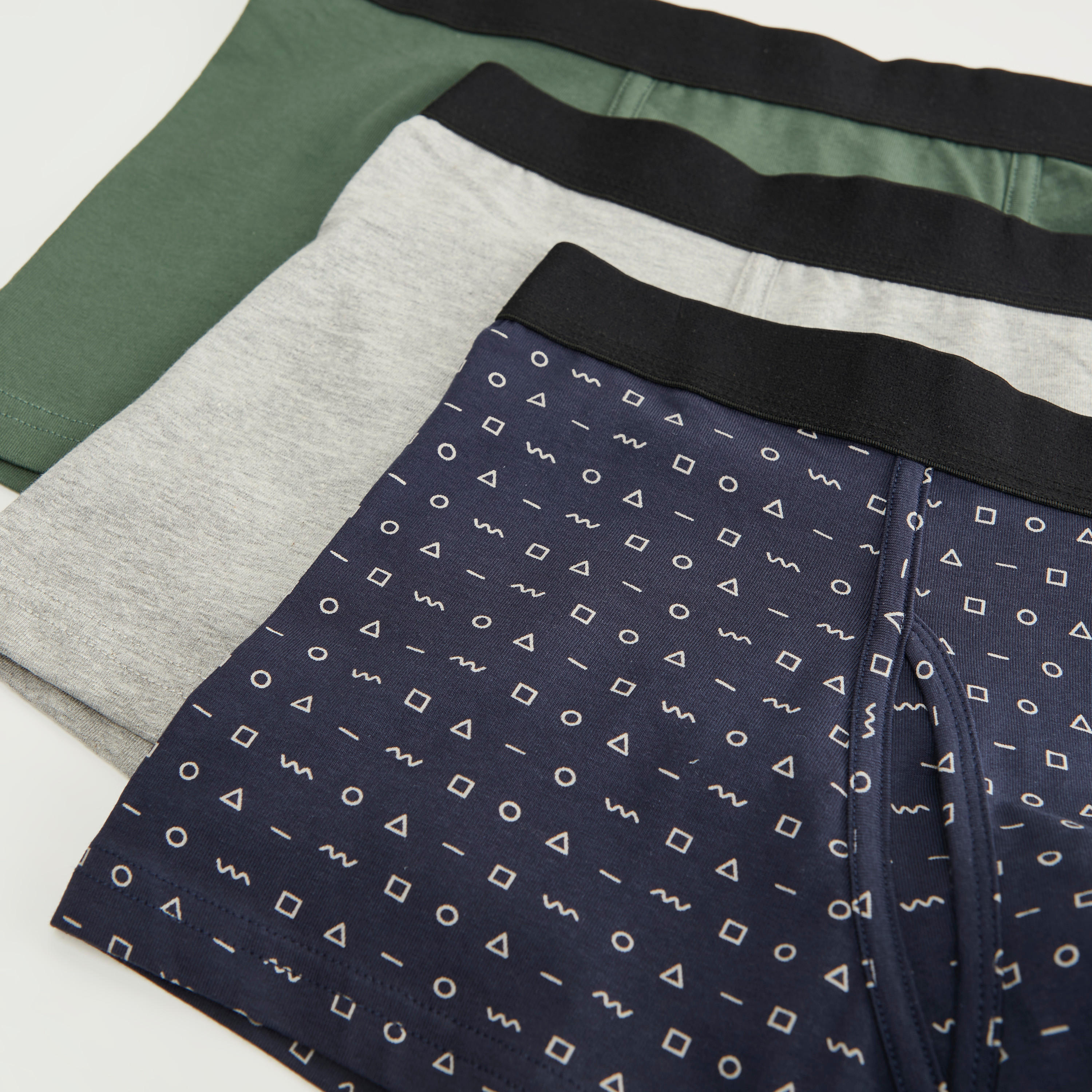 شورتات ترانك بخصر مطاطي - طقم من 3 قطع متنوعة-men-clothing-innerwear-underwear-image-2