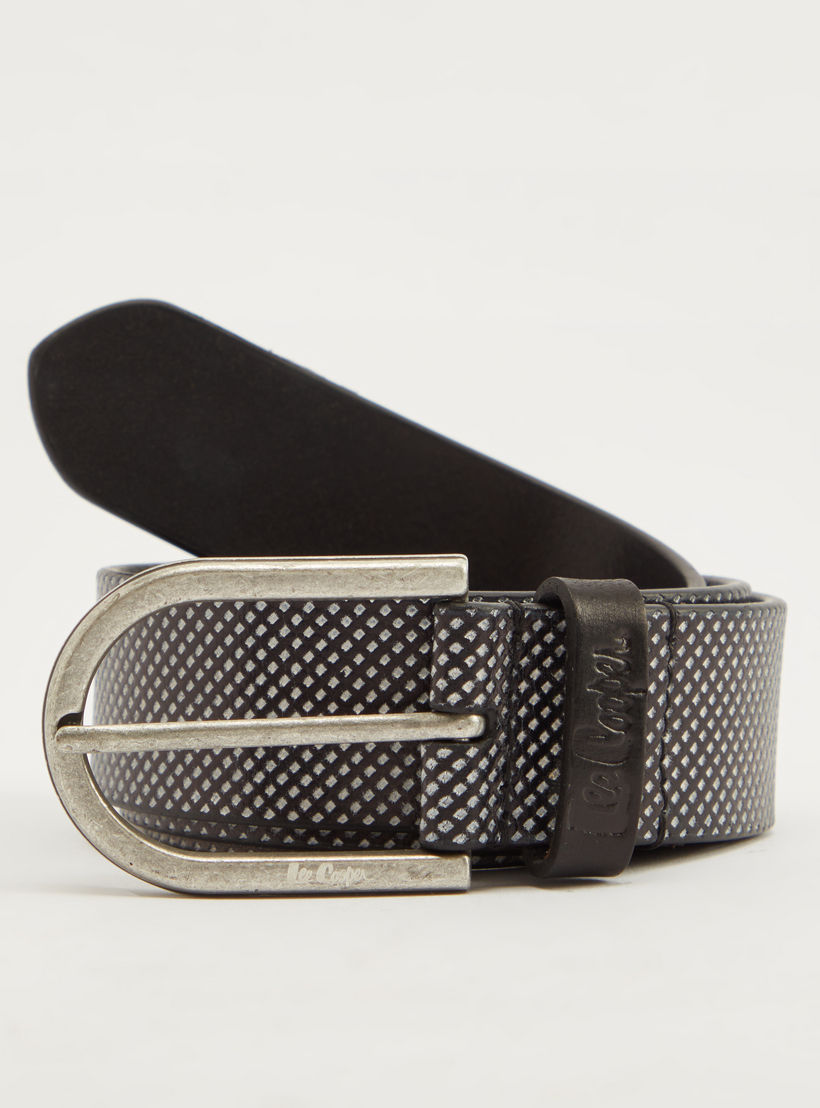 حزام جلد بارز الملمس بإبزيم إغلاق بدبوس من لي كوبر-men-beltsandwallets-belts-image-5