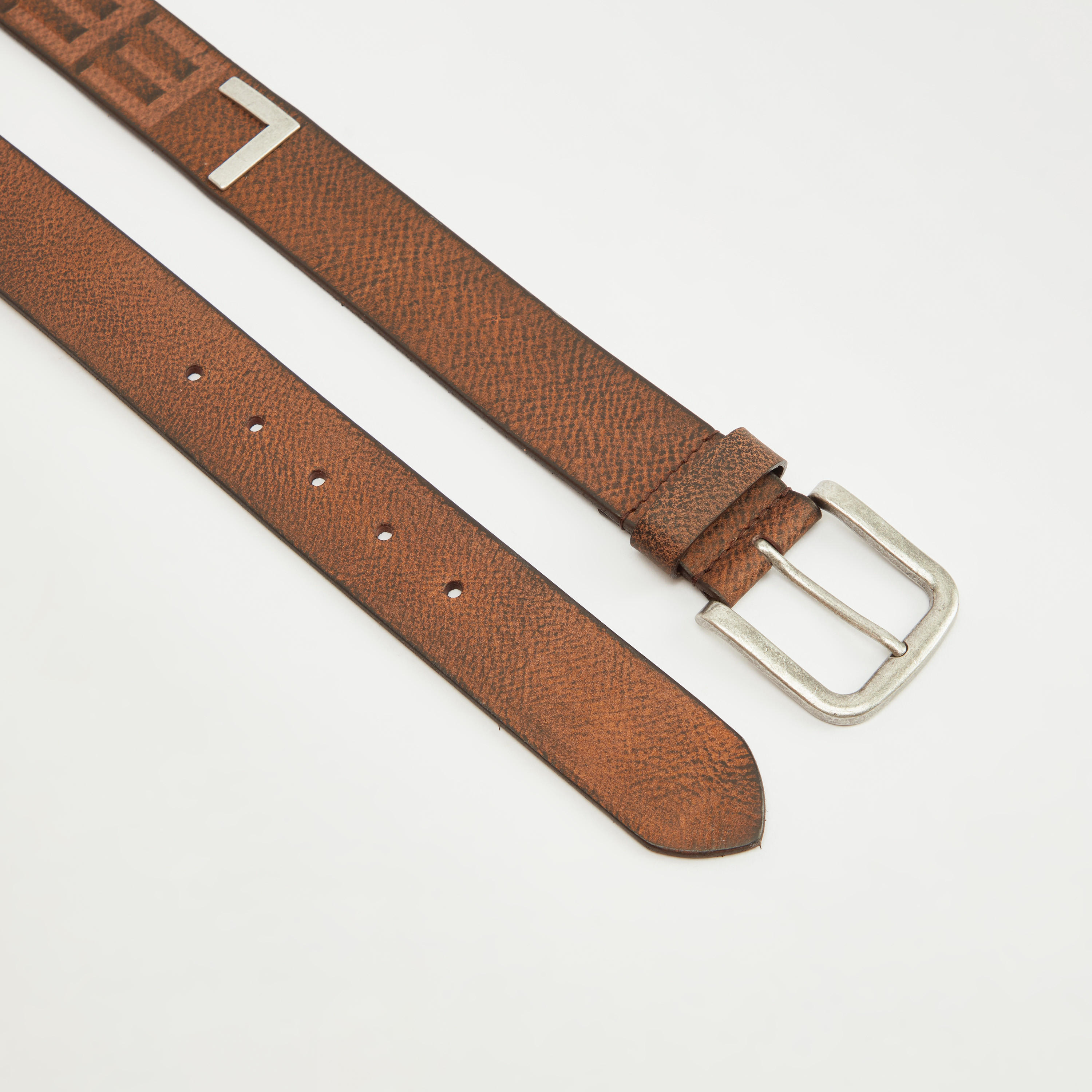 حزام جلد بارز الملمس بإبزيم إغلاق بدبوس من لي كوبر-men-beltsandwallets-belts-image-5