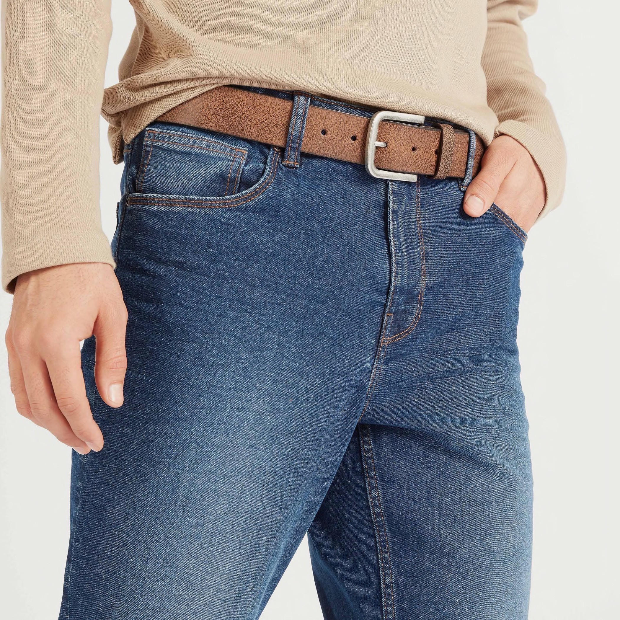 حزام جلد بارز الملمس بإبزيم إغلاق بدبوس من لي كوبر-men-beltsandwallets-belts-image-2