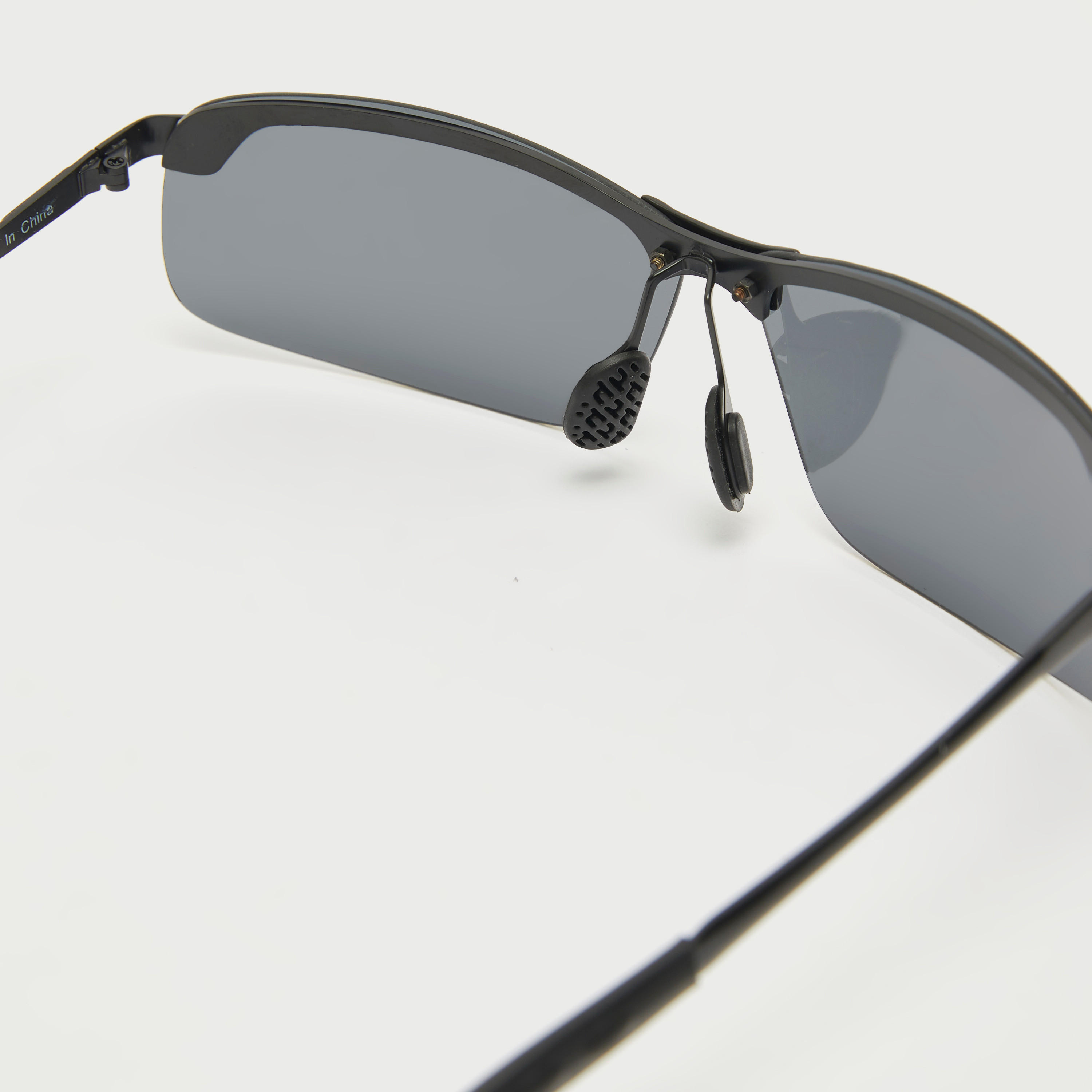 نظّارة شمسيّة مستطيلة بوسادات أنف-men-sunglasses-image-3