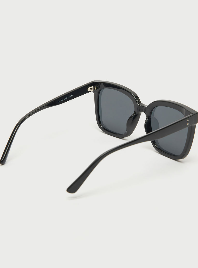 نظارة شمسيّة واي فيرار بإطار كامل ووسادات أنف-men-sunglasses-image-4