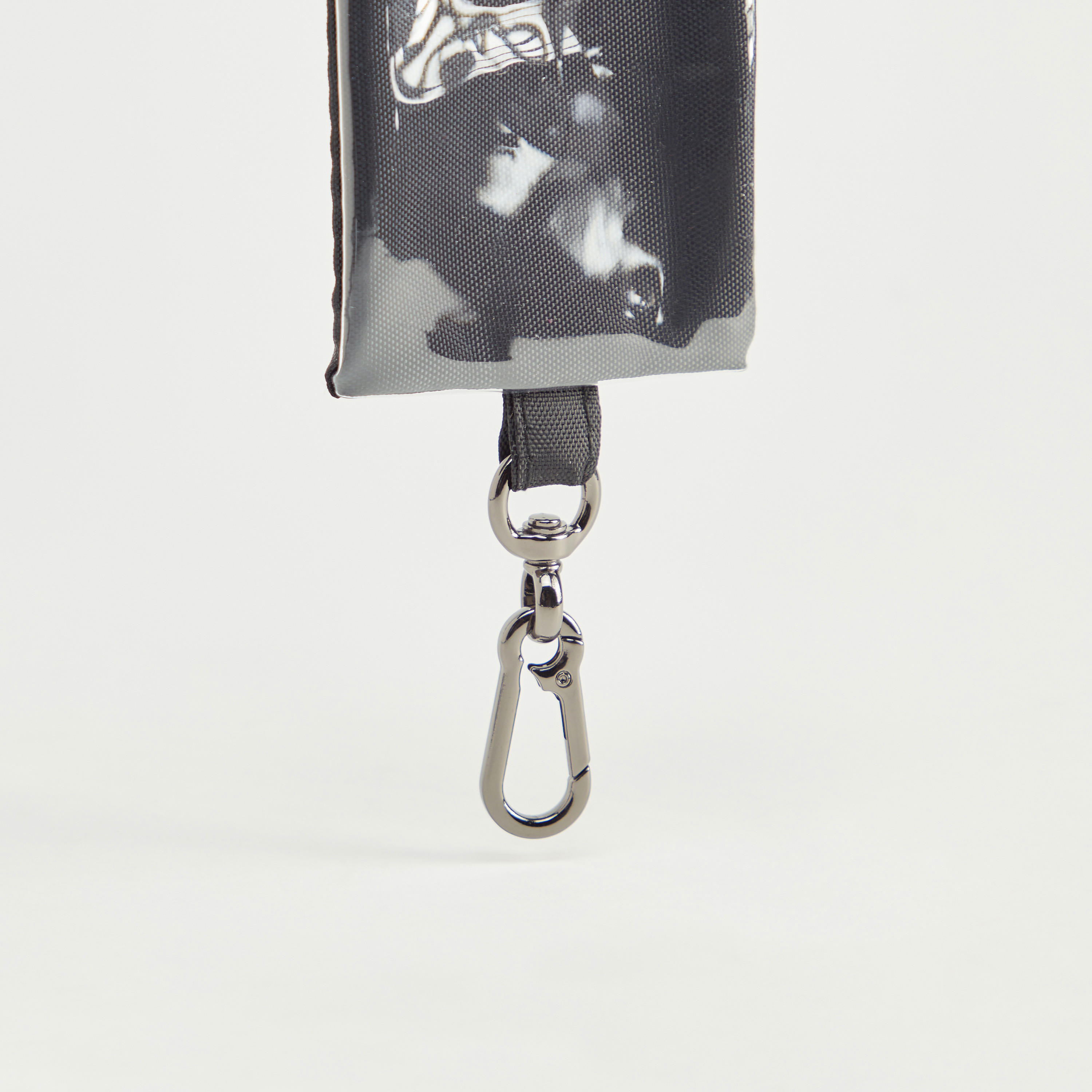شنطة صغيرة بطبعات-men-beltsandwallets-wallets-image-3