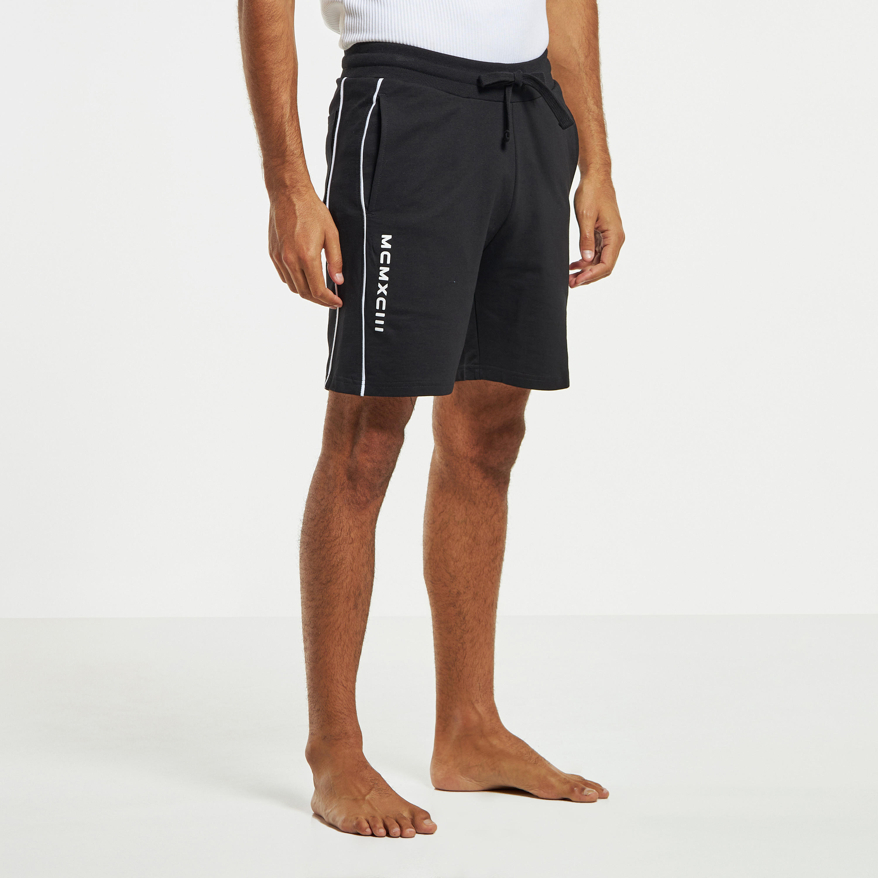 شورت بجيوب ورباط وطبعات-men-clothing-bottoms-shorts-image-5