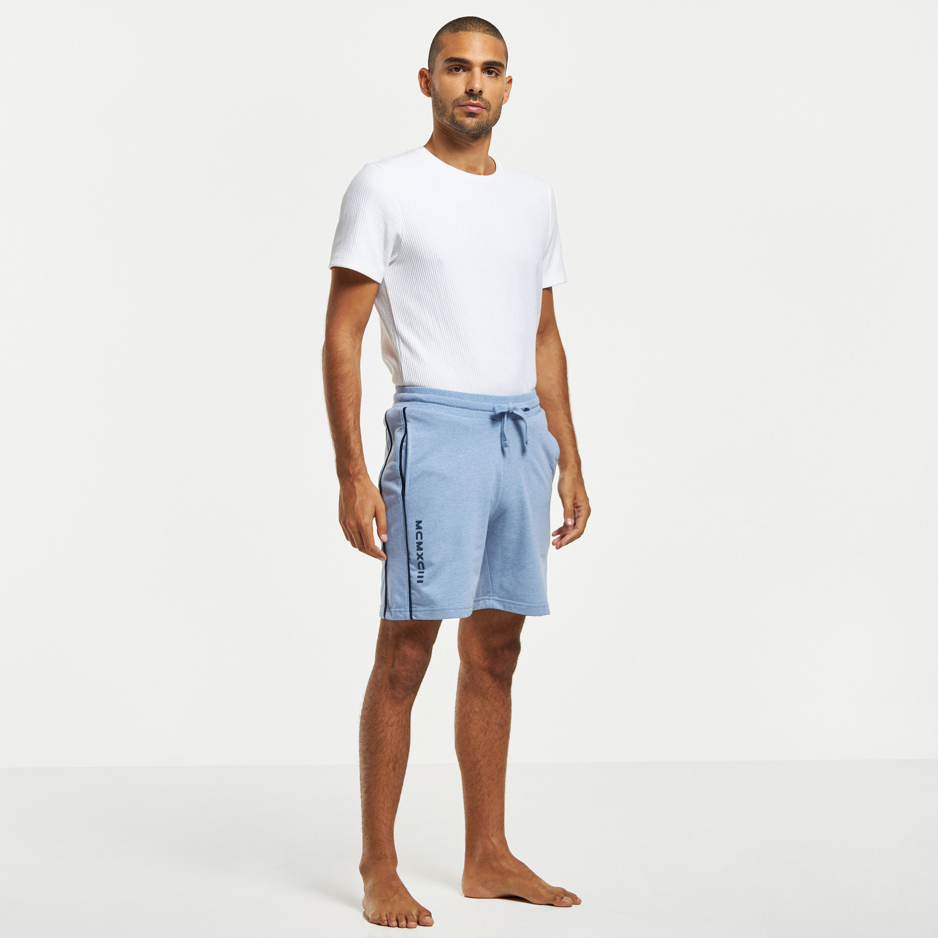 شورت بجيوب ورباط وطبعات-men-clothing-bottoms-shorts-image-2