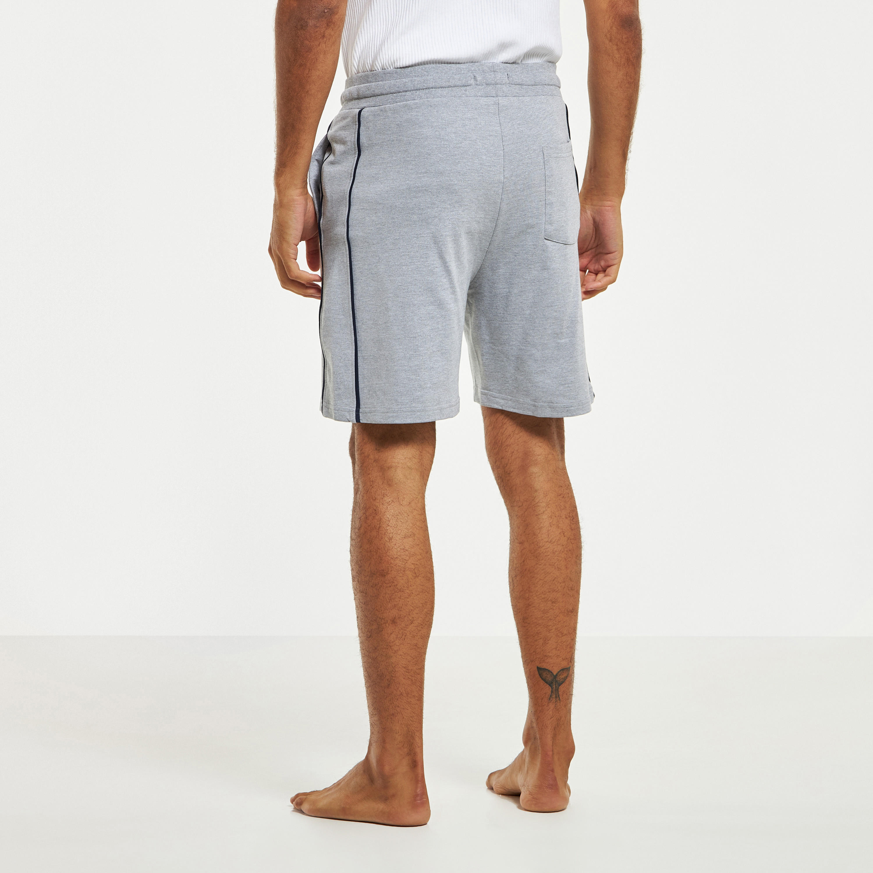 شورت بجيوب ورباط وطبعات-men-clothing-bottoms-shorts-image-19