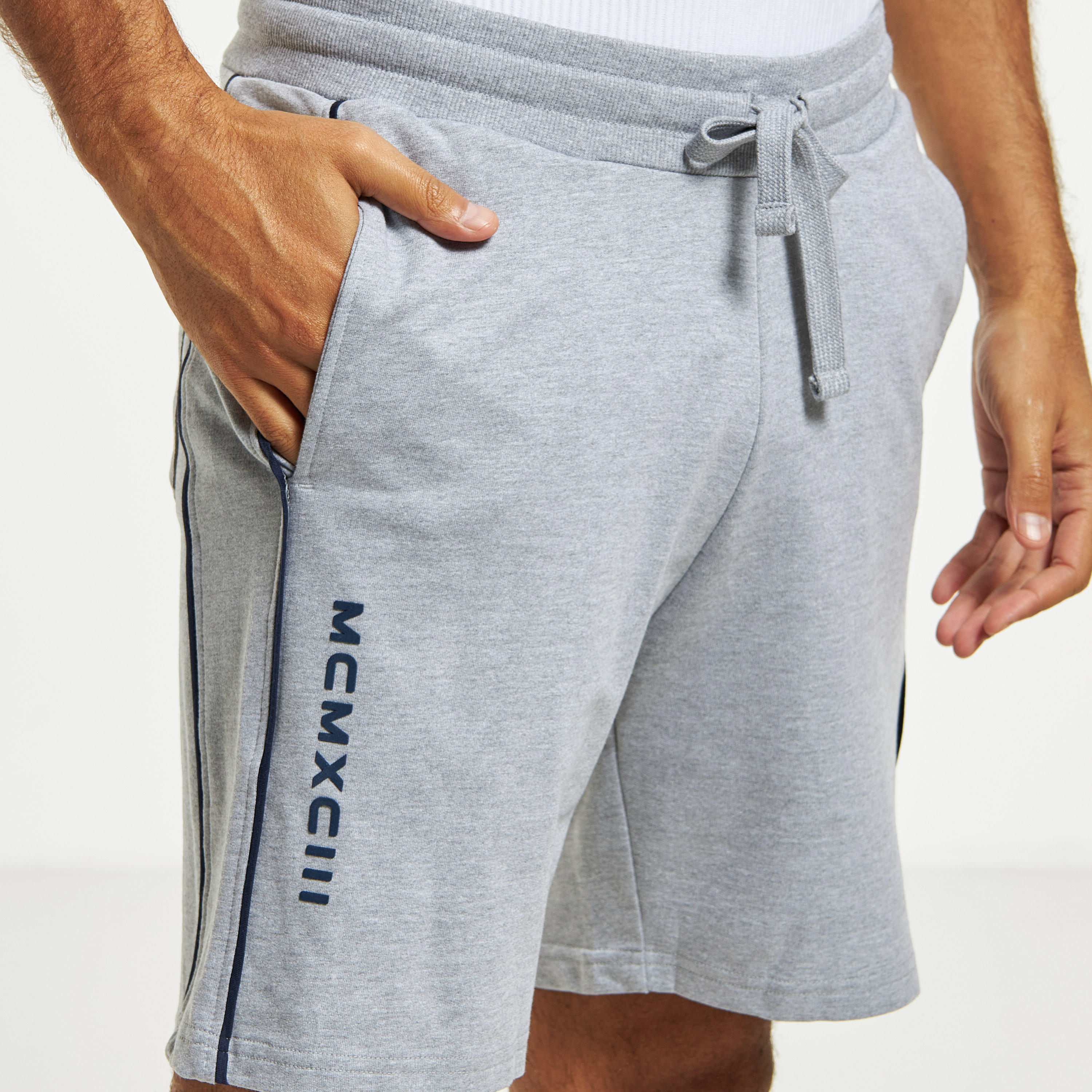 شورت بجيوب ورباط وطبعات-men-clothing-bottoms-shorts-image-20