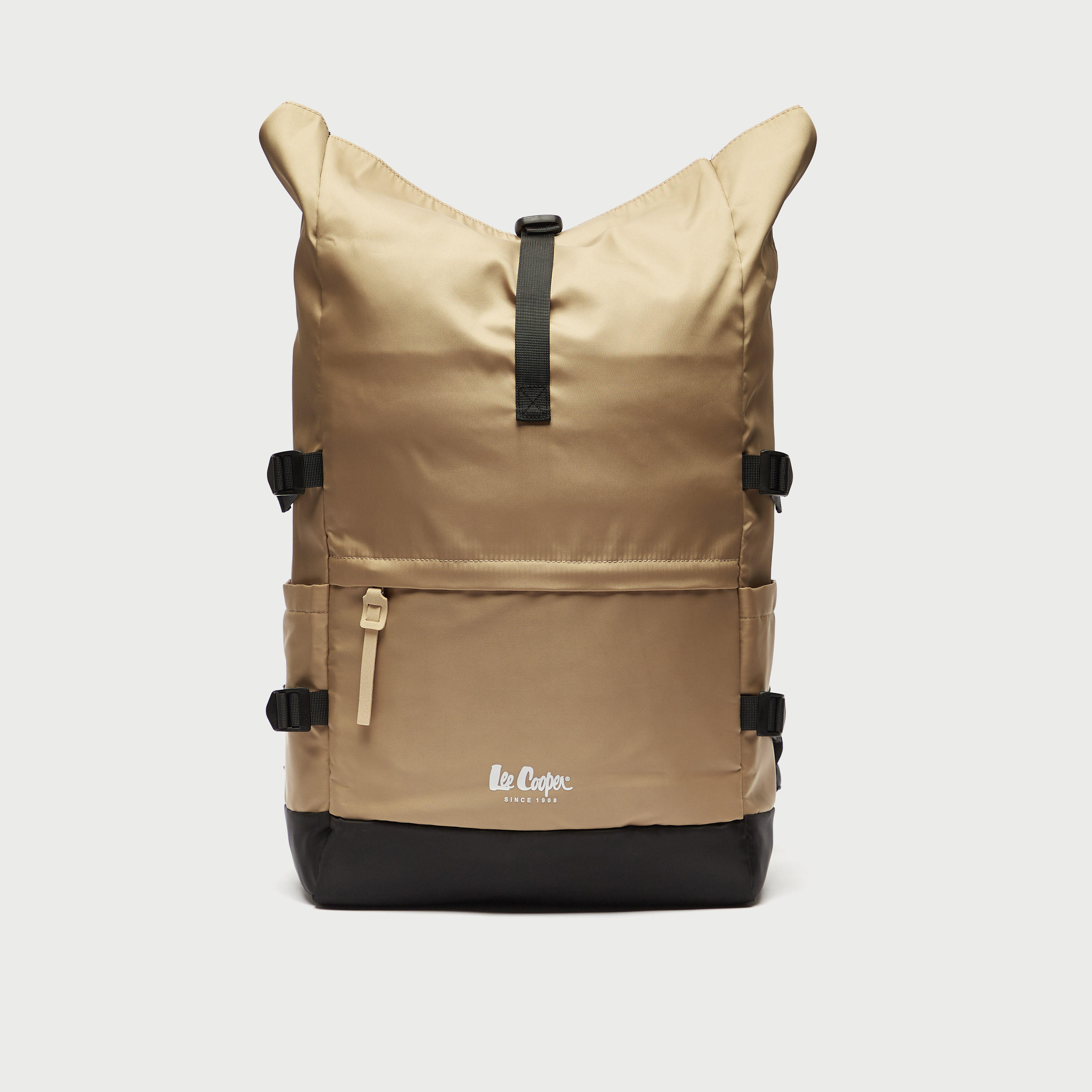 شنطة ظهر بألواح وبإبزيم إغلاق وأحزمة قابلة للتعديل من لي كوبر-men-bags-image-1