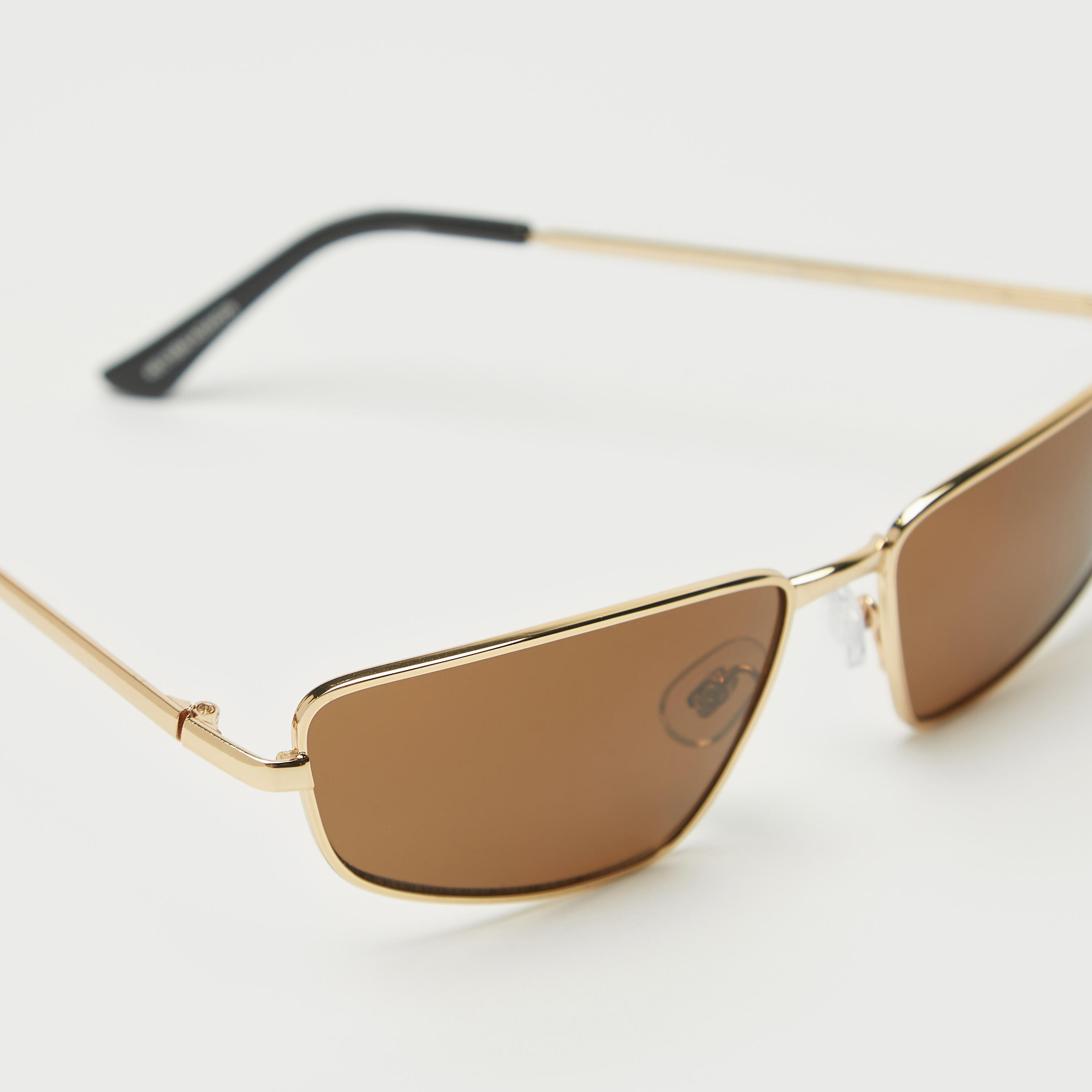 نظّارة شمسيّة بإطار كامل وعدسات ملوّنة ووسادات أنف-men-sunglasses-image-4