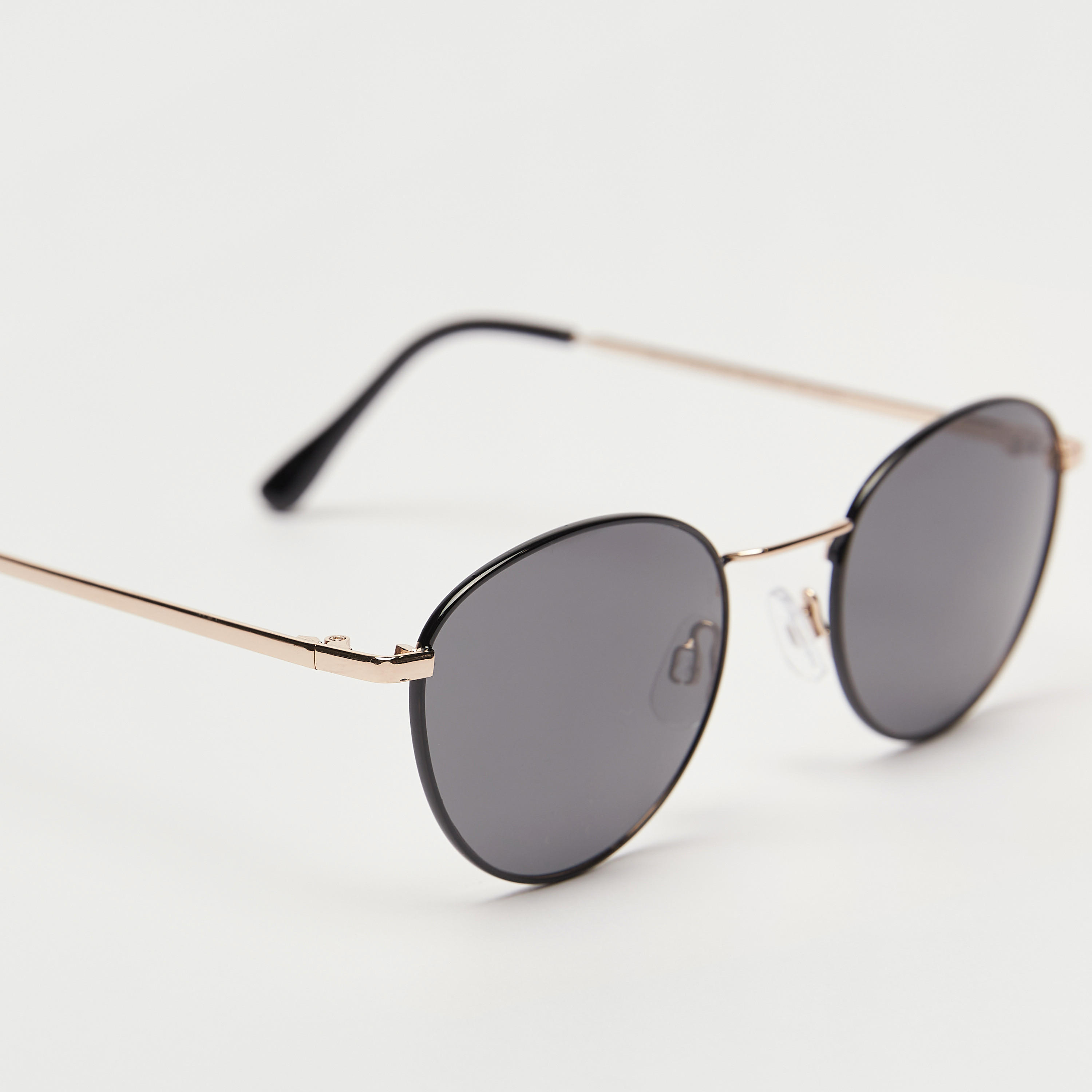 نظّارة شمسيّة بإطار كامل وعدسات ملوّنة ووسادات أنف-women-sunglasses-image-4