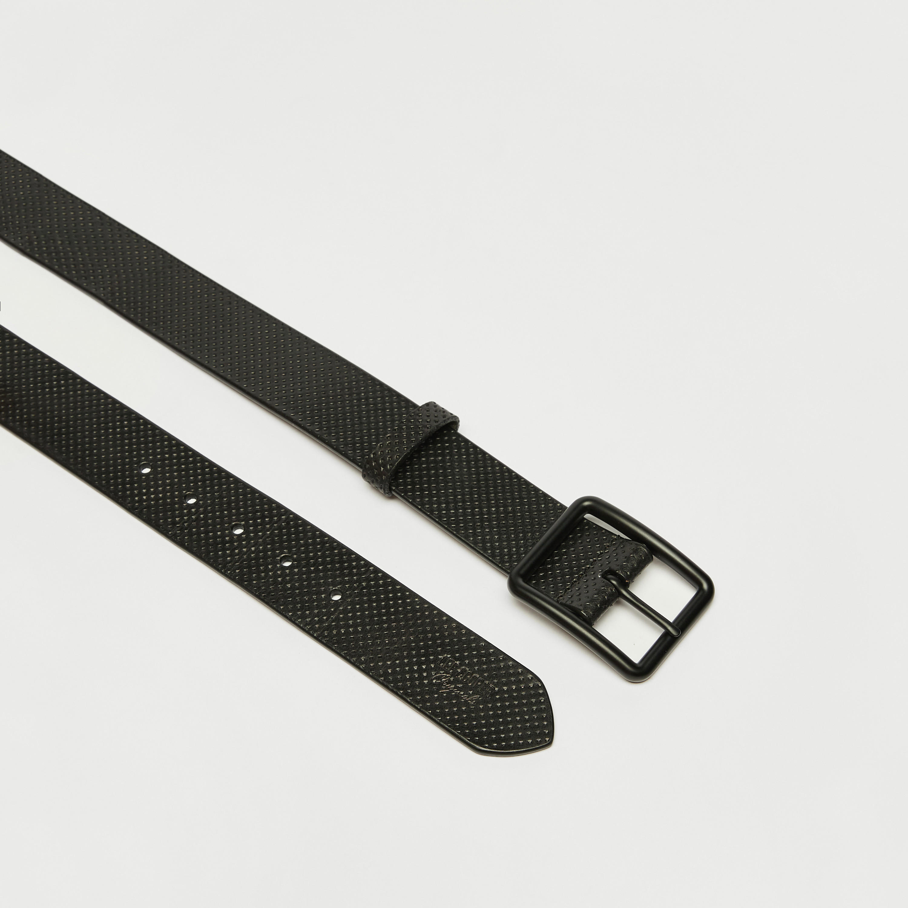 حزام جلد بارز الملمس بإبزيم إغلاق بدبوس من لي كوبر-men-beltsandwallets-belts-image-1