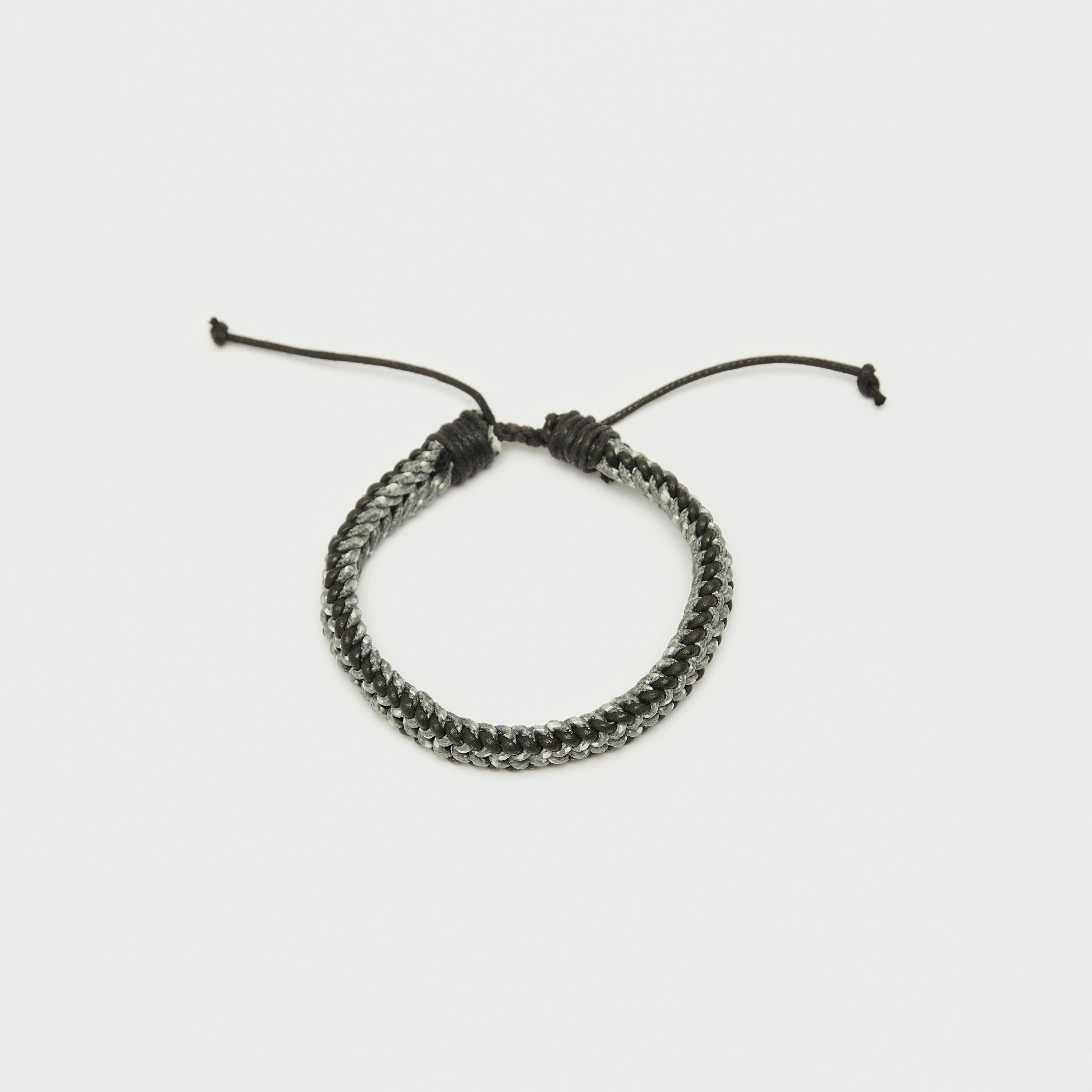 طقم أساور متنوعة - 3 قطع-men-watchesandjewellery-bracelets-image-3