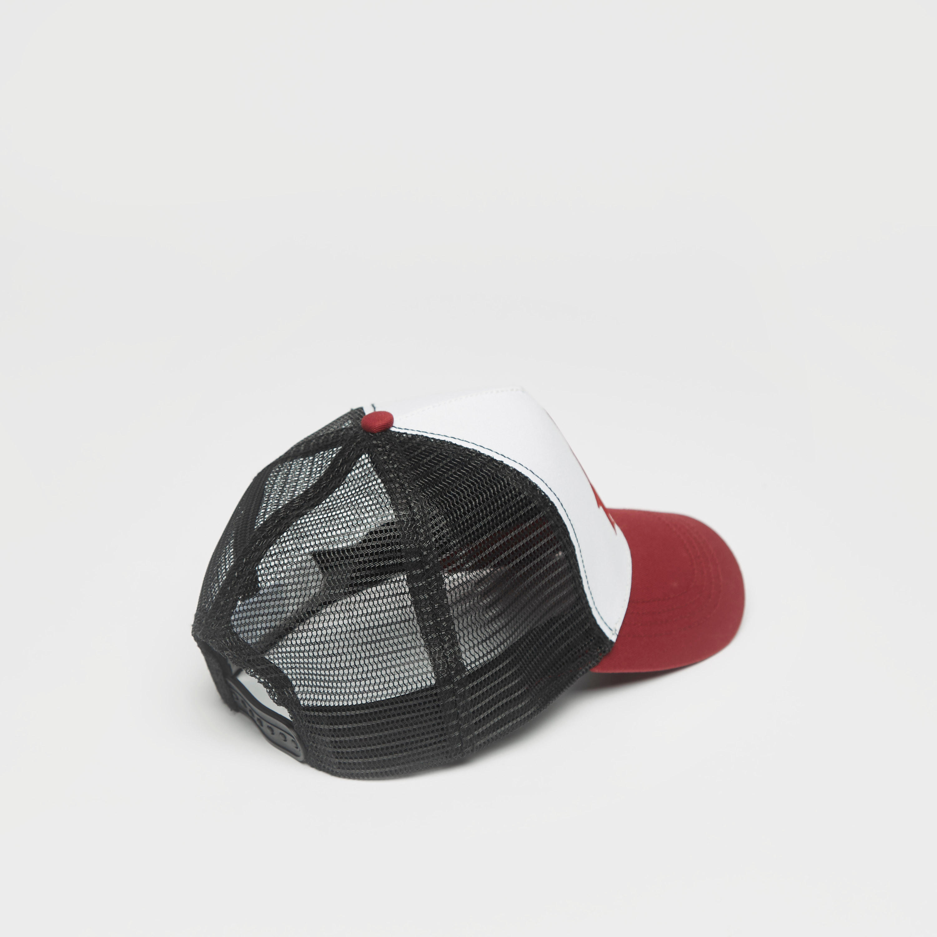 كاب شبكي بطبعات وقوالب ملونة وزر إغلاق كباس من كابا-men-clothing-sportswearandactivewear-accessories-image-5