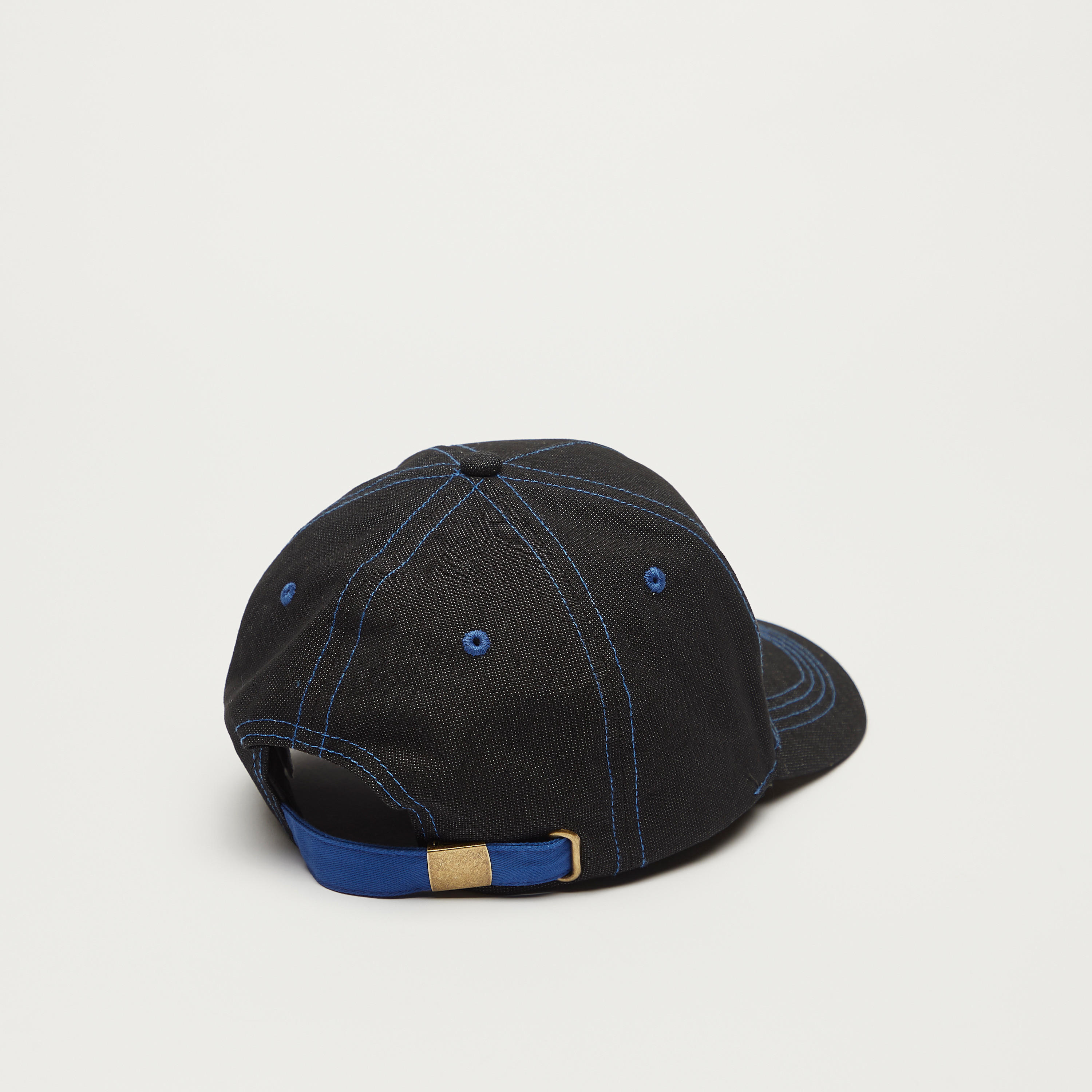 كاب بحزام إغلاق بإبزيم من كابا-men-clothing-sportswearandactivewear-accessories-image-1