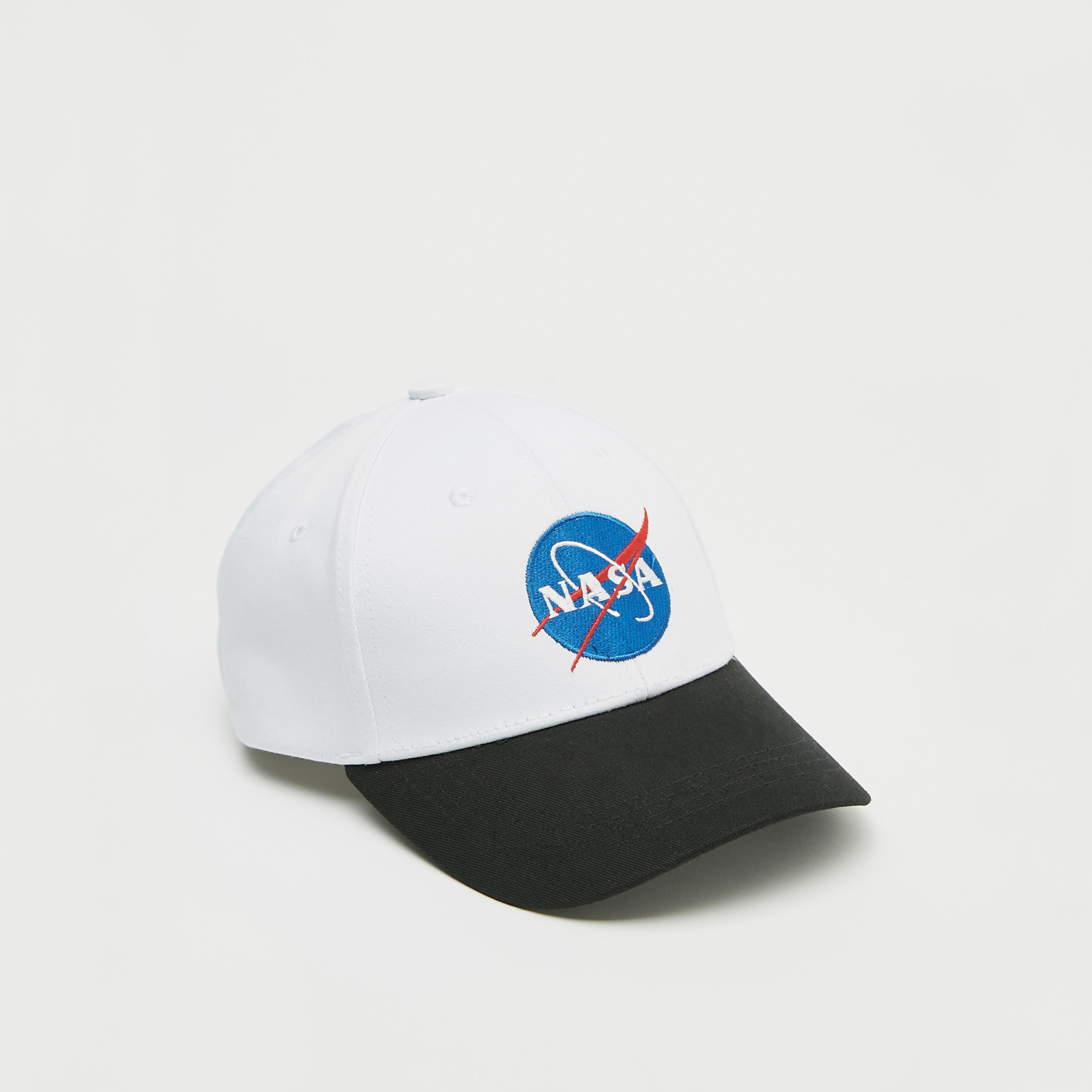 كاب بحزام إغلاق بإبزيم وتطريز ناسا-men-caps-image-1