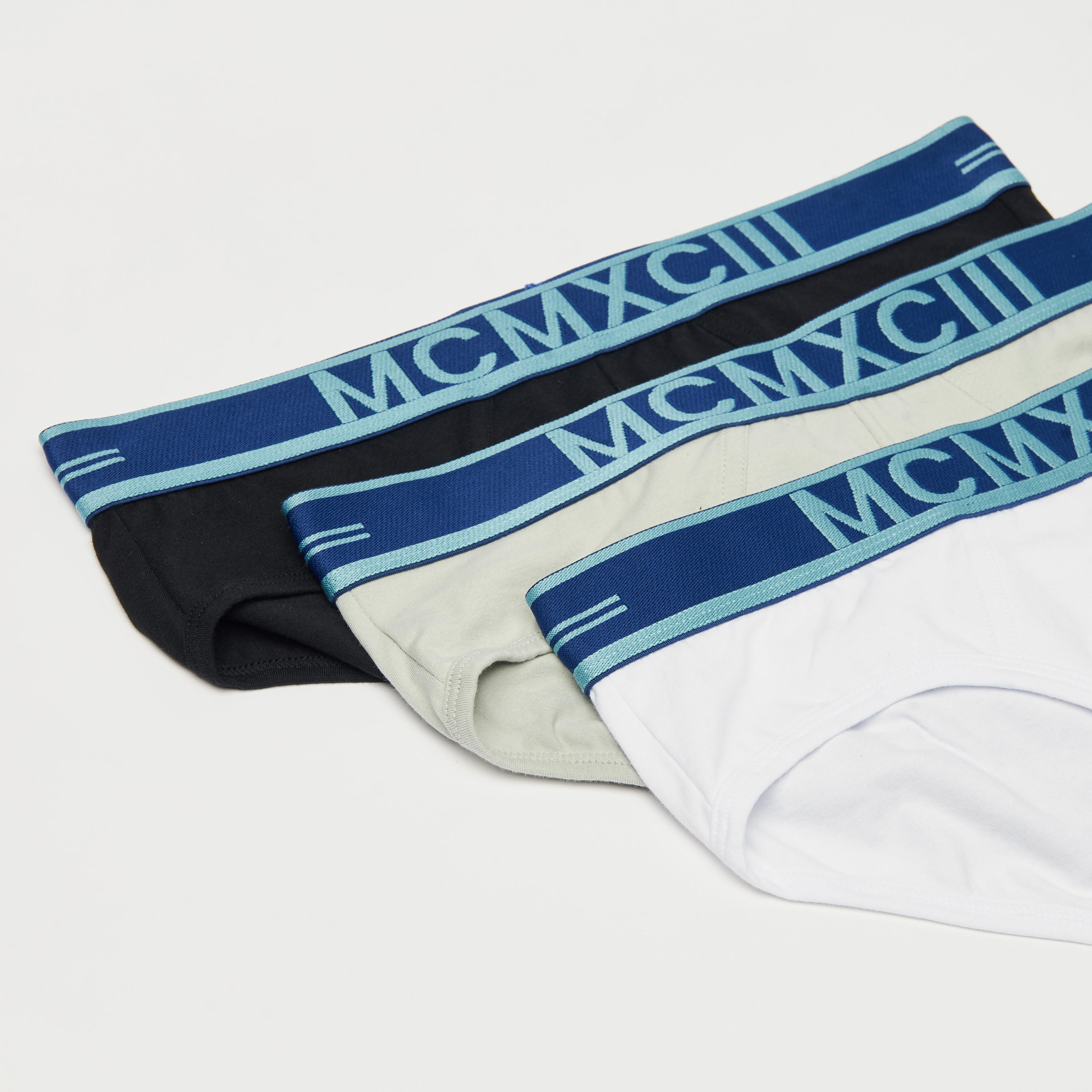 سراويل داخلية سادة بخصر مطّاطي - طقم 3 قطع-men-clothing-innerwear-underwear-image-1
