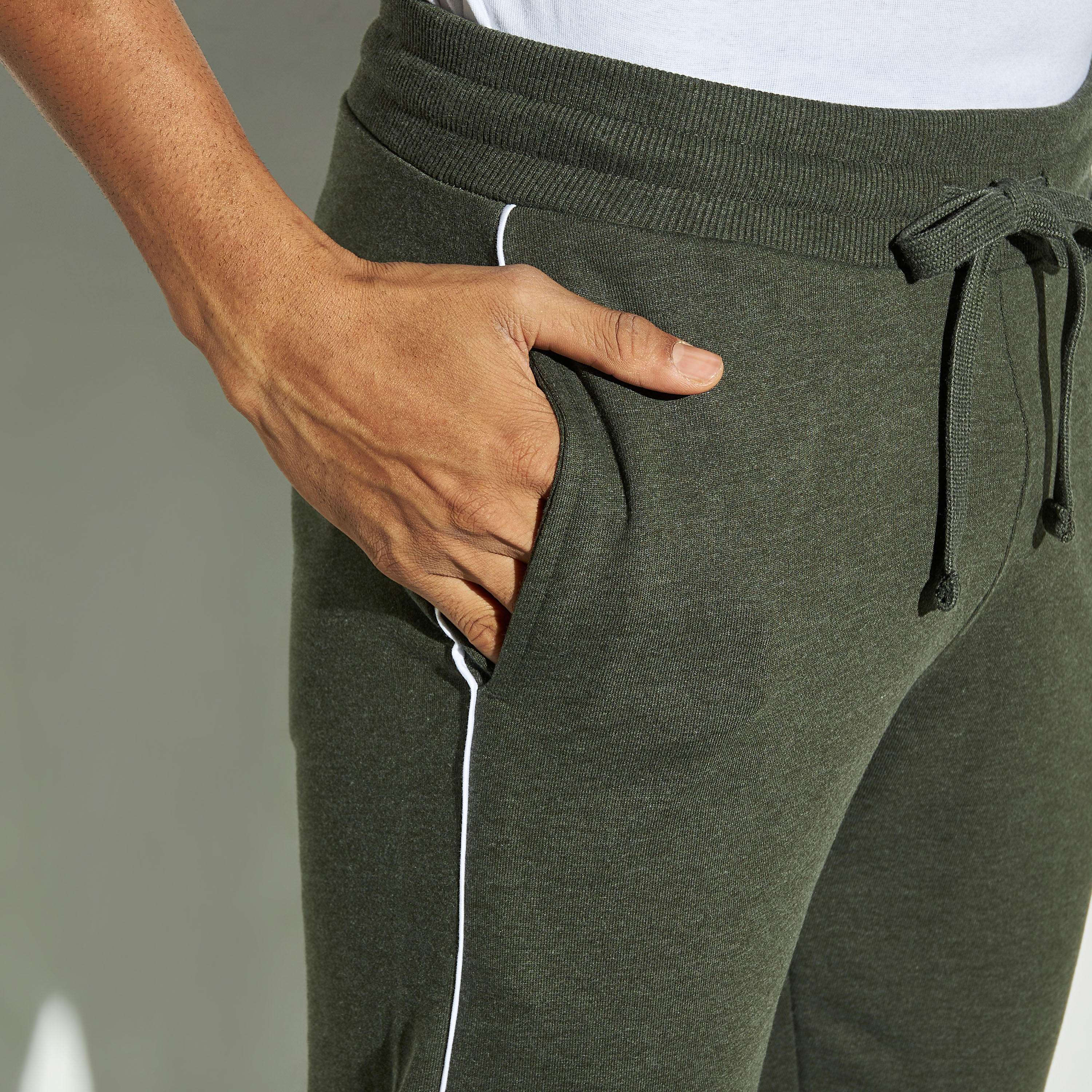 Piping Detail Pyjamas with Drawstring Closure and Pockets-men-clothing-nightwear-pyjamaandshorts-image-4