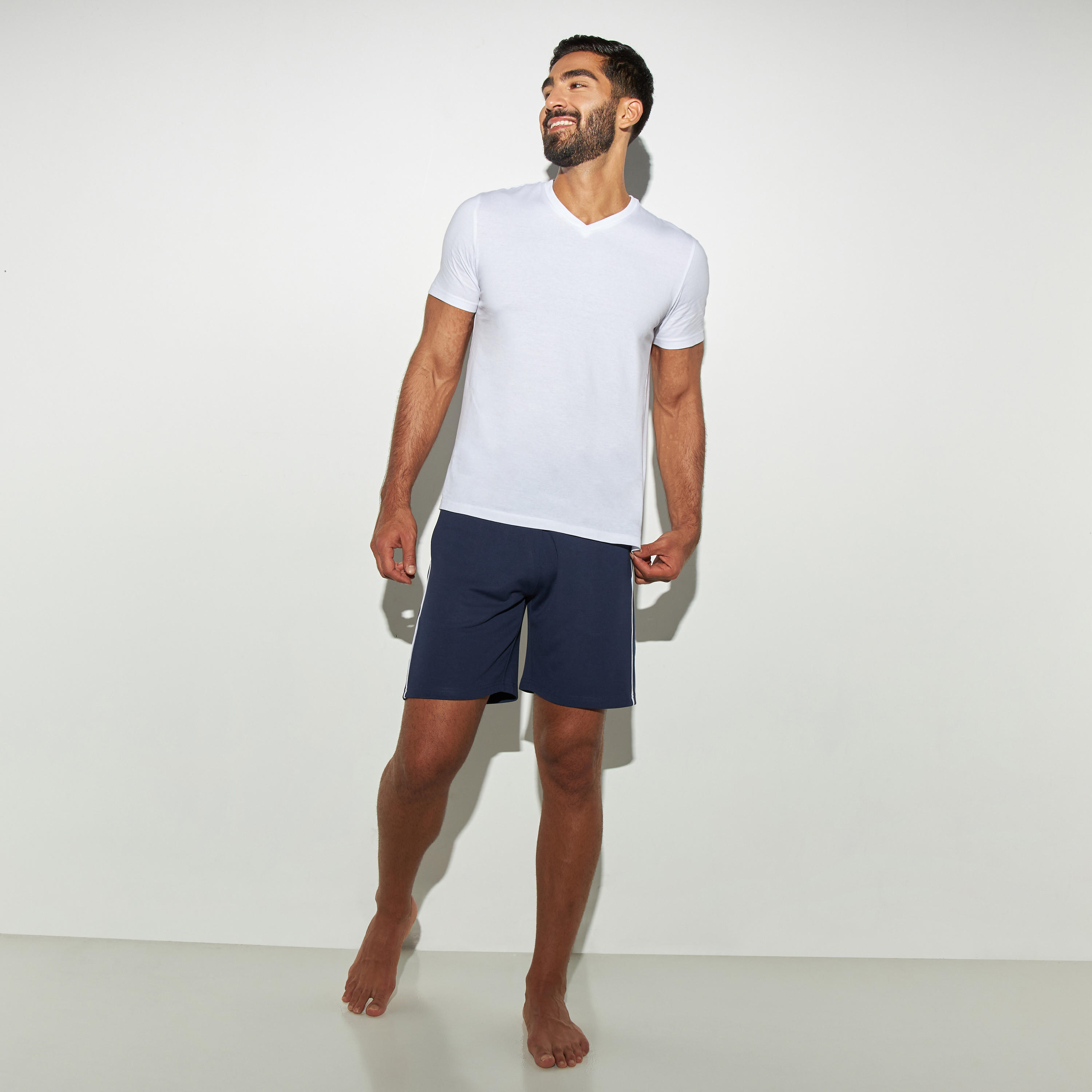 شورت فيسكوز برباط إغلاق وجيوب-men-clothing-nightwear-pyjamaandshorts-image-2