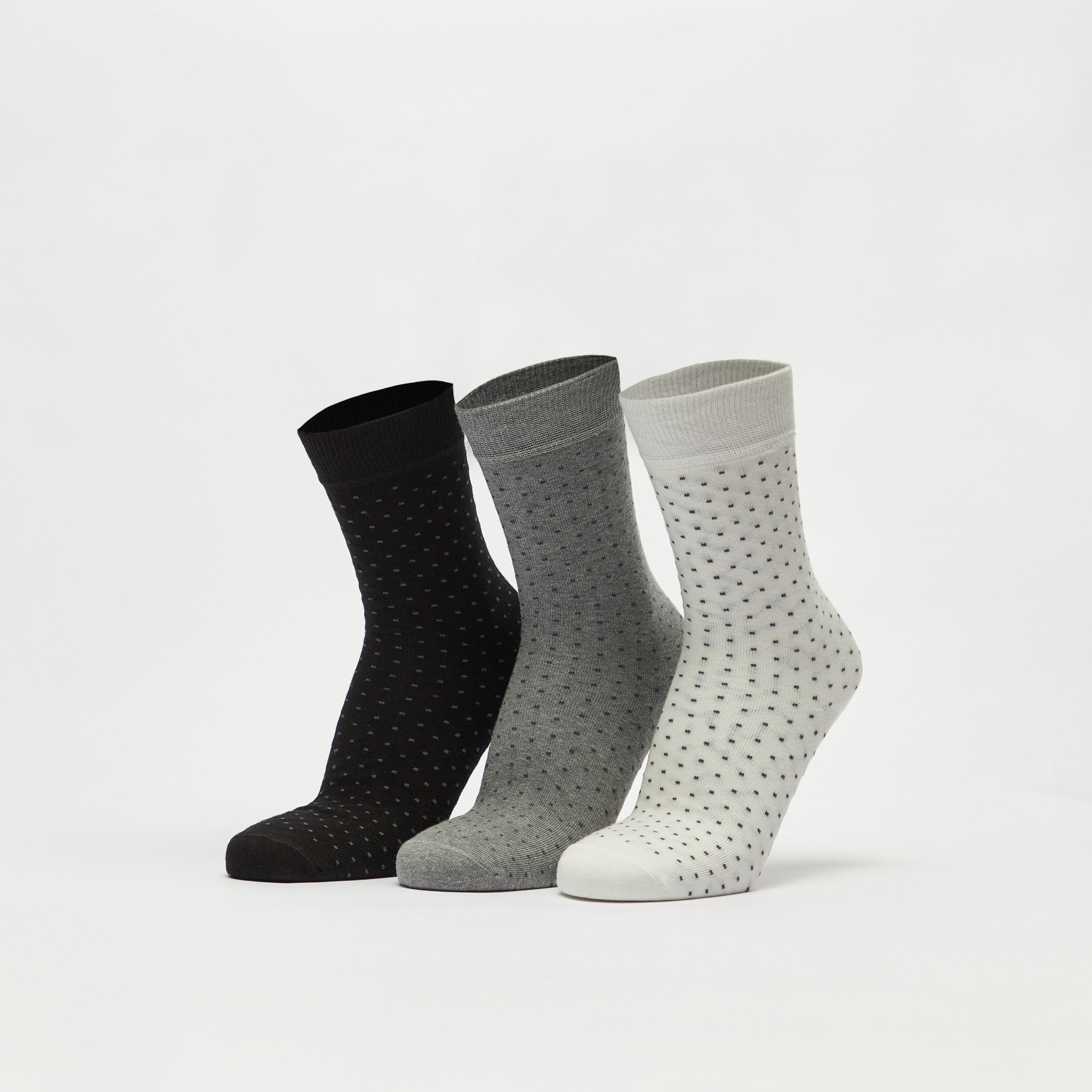 جوارب بطول ربلة الساق بطبعات منقّطة - طقم من 3 أزواج-men-socks-image-1