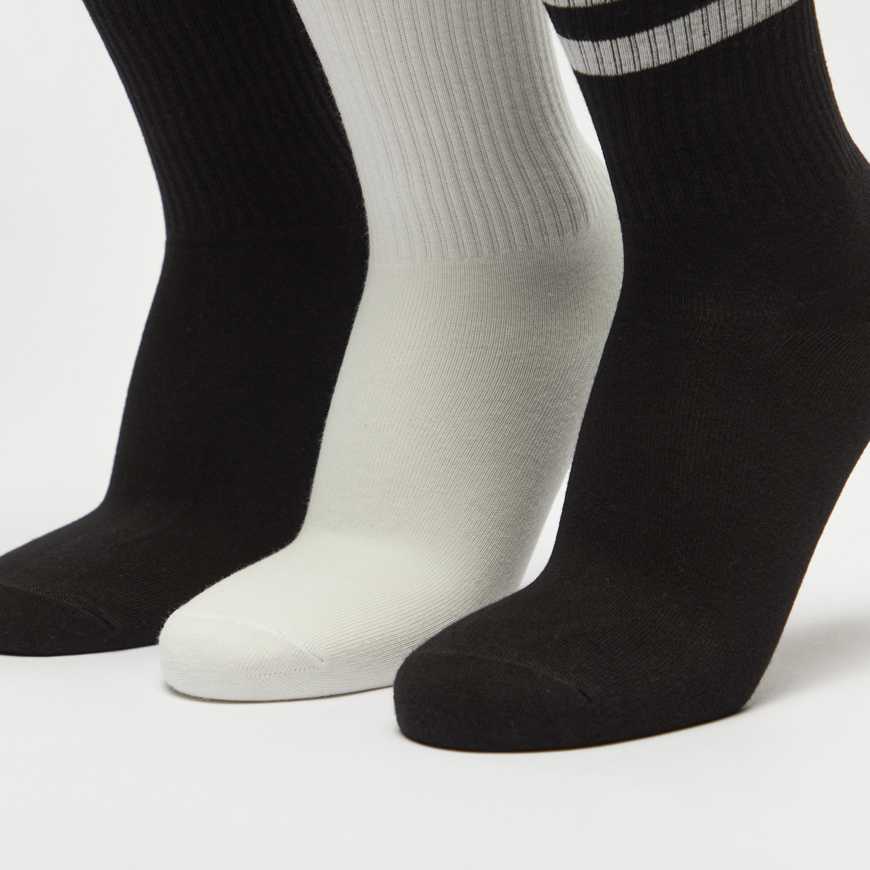جوارب مخطّطة بطول ربلة السّاق - طقم 3 أزواج-men-socks-image-3