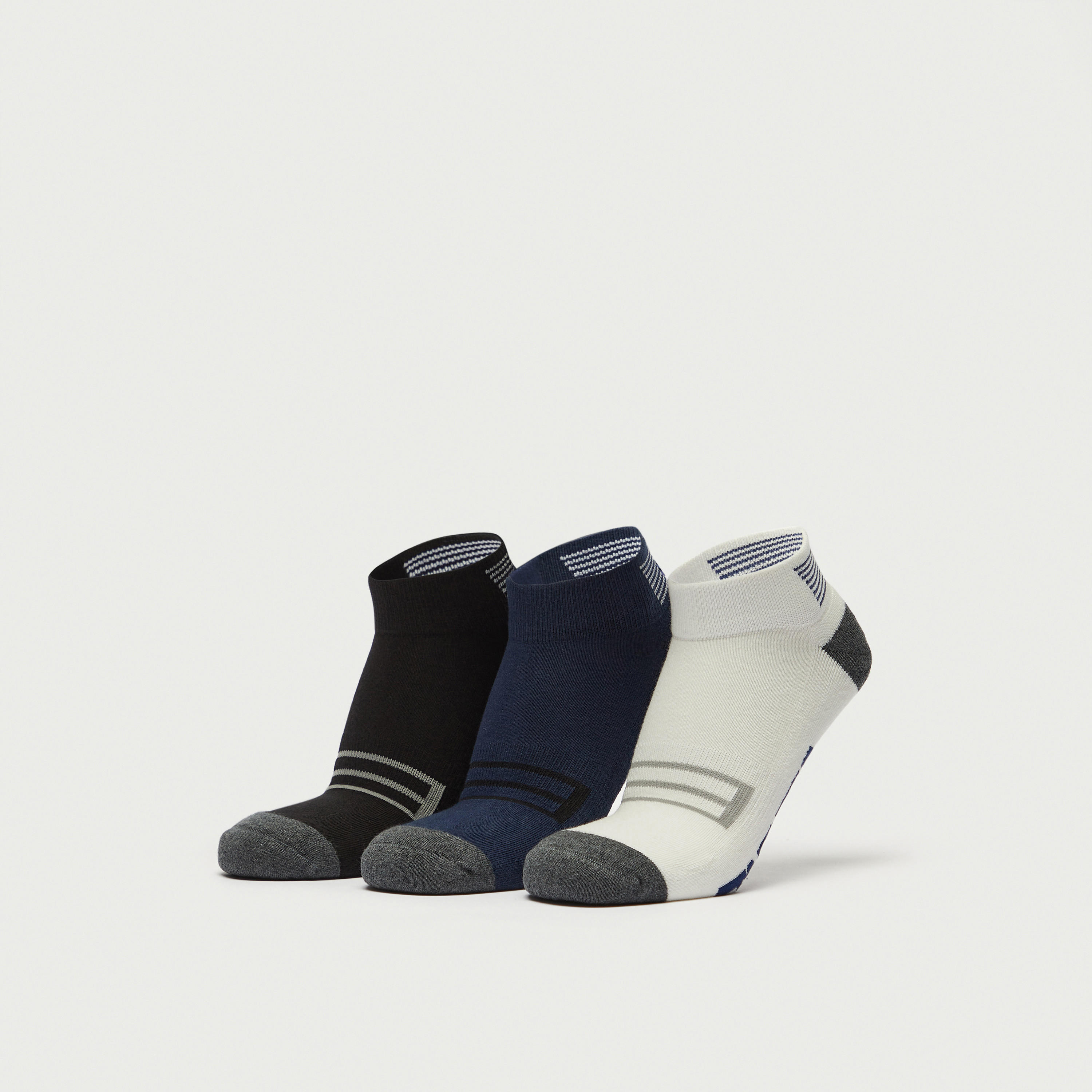 جوارب بطول الكاحل وطبعات - طقم 3 أزواج-men-socks-image-1