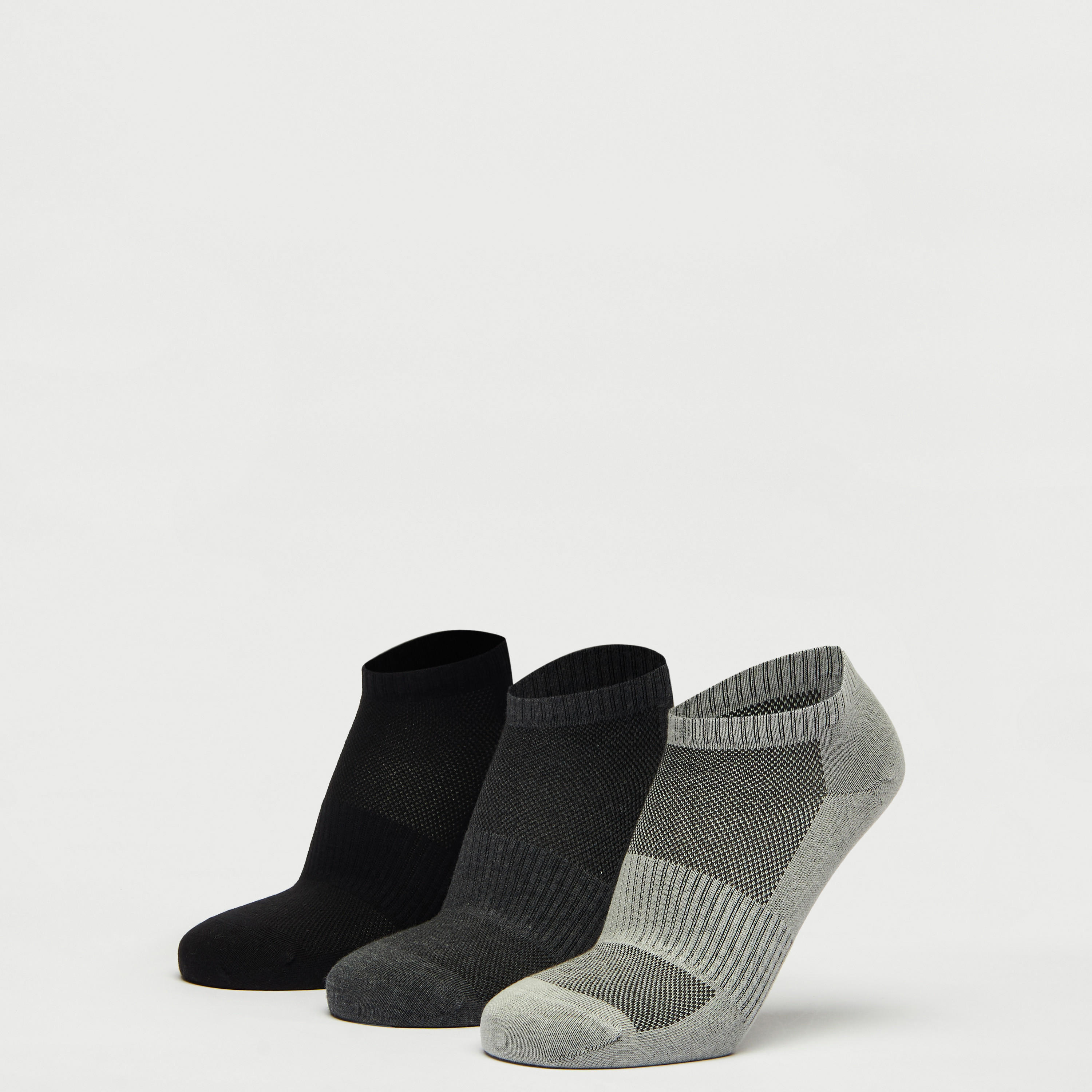 طقم جوارب رياضية 3 أزواج بارزة الملمس بطول الكاحل-men-socks-image-1